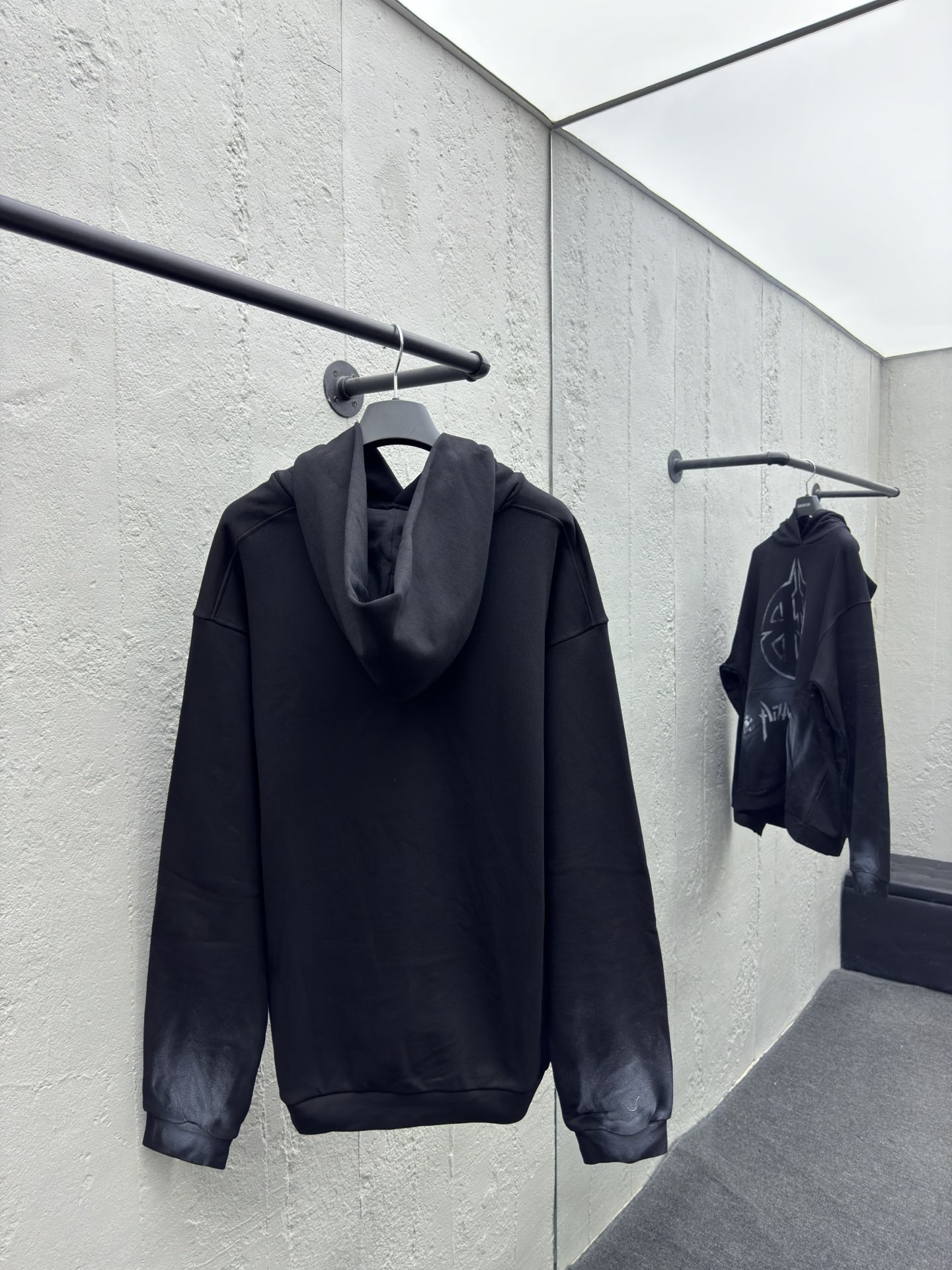 Balenciaga Haute Couture Haute Couture Ready-to-Wear Clothing Dress 2