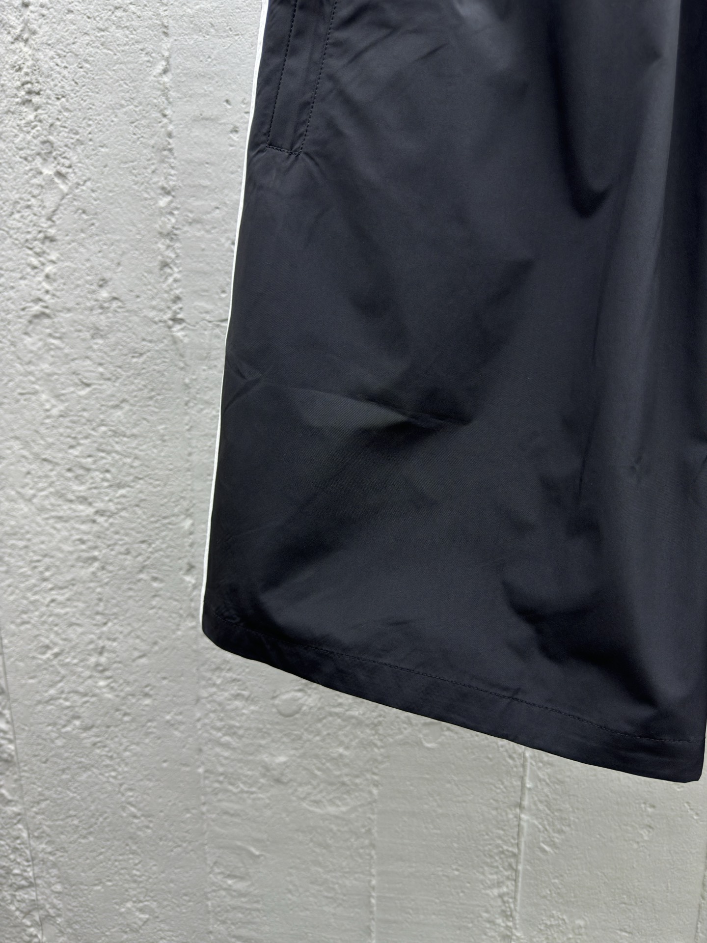 Balenciaga x Trefoil Collaboration Shorts - Clothes 6