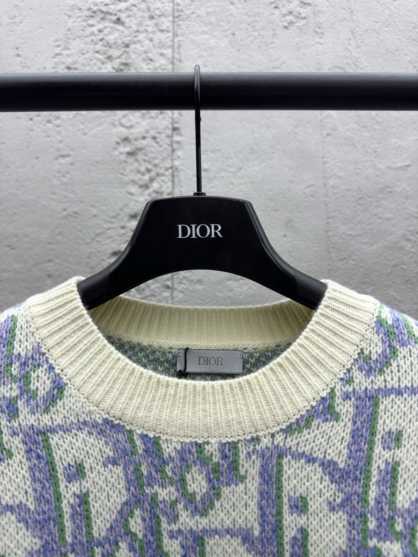 DIOR 满印字母毛衣 3