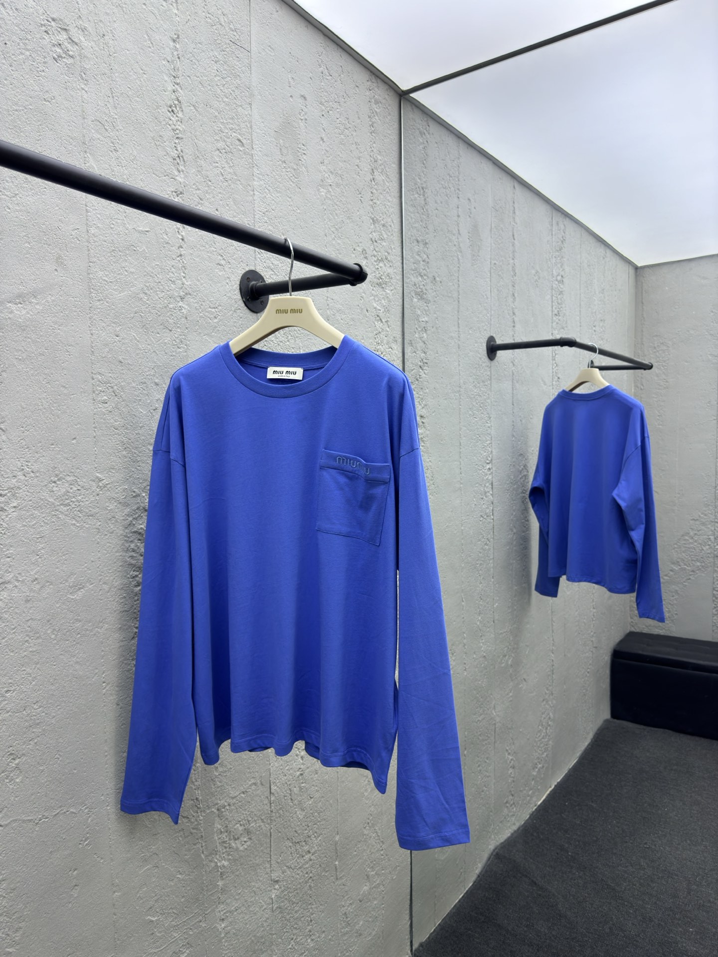 缪缪 Miu Miu 高定典藏名品高定成衣时装外套连衣裙衬衫T恤 #75BF66BE