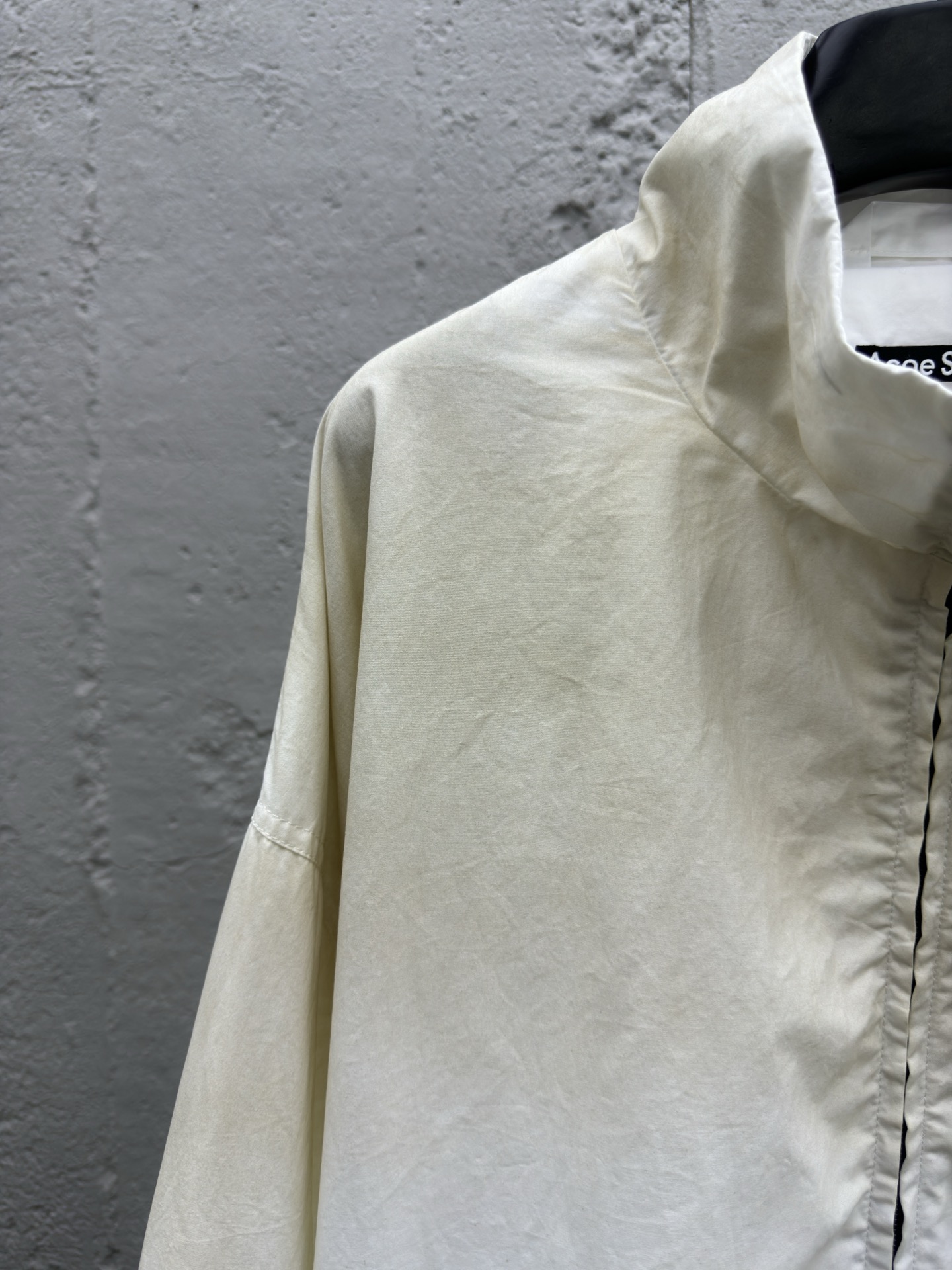 Acne Studios 水洗做旧背后字母夹克外套 4