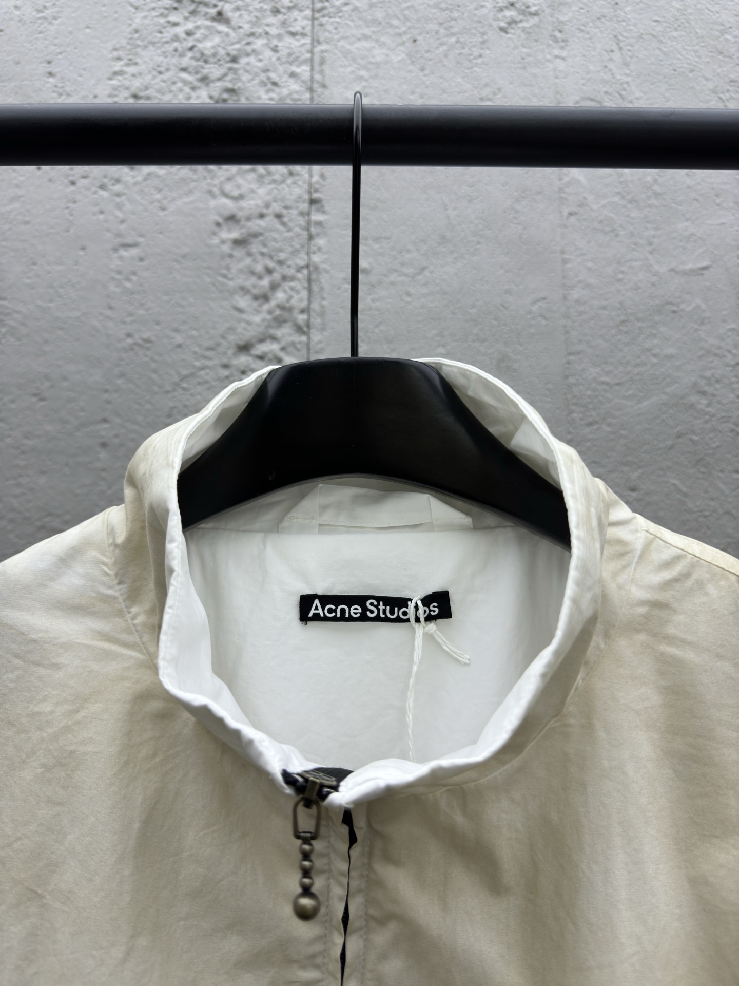 Acne Studios 水洗做旧背后字母夹克外套 3