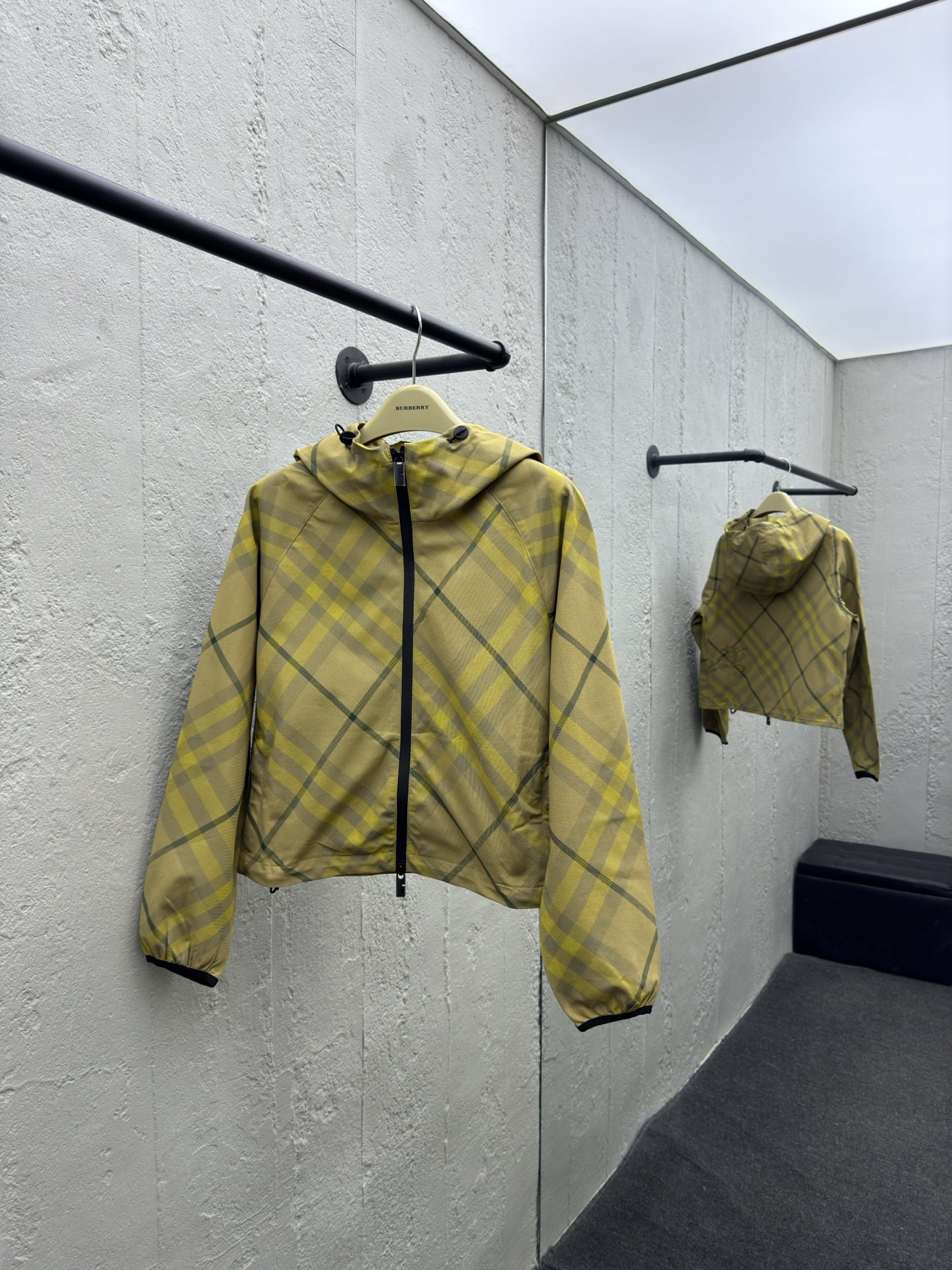 Burberry Haute Couture Haute Couture Ready-to-Wear Clothing Dress Jacket