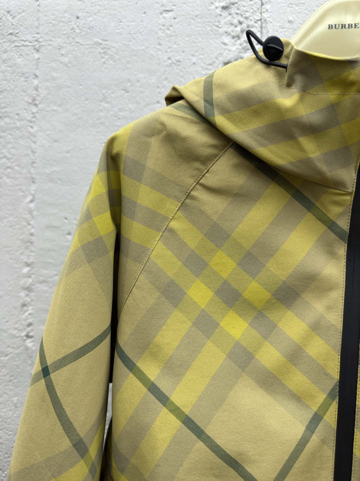BURBERRY 斜纹拼接收腰外套 4