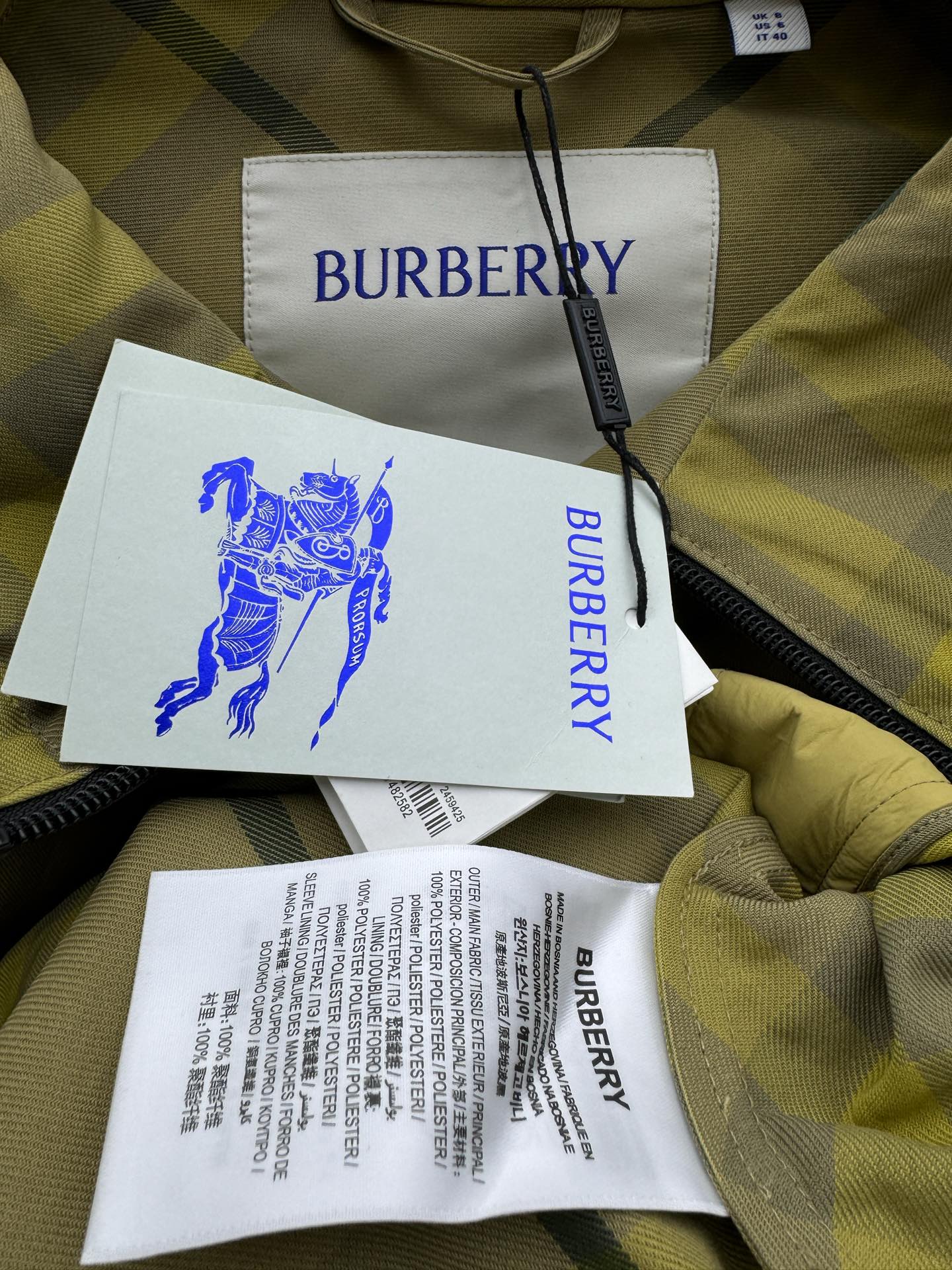BURBERRY 斜纹拼接收腰外套 9