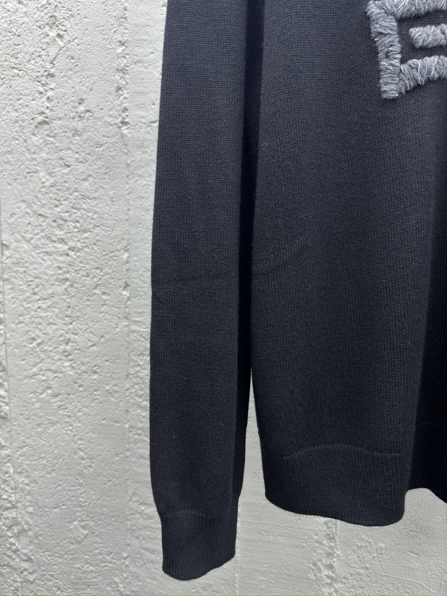 Givenchy 4G辫子针织毛衣 6