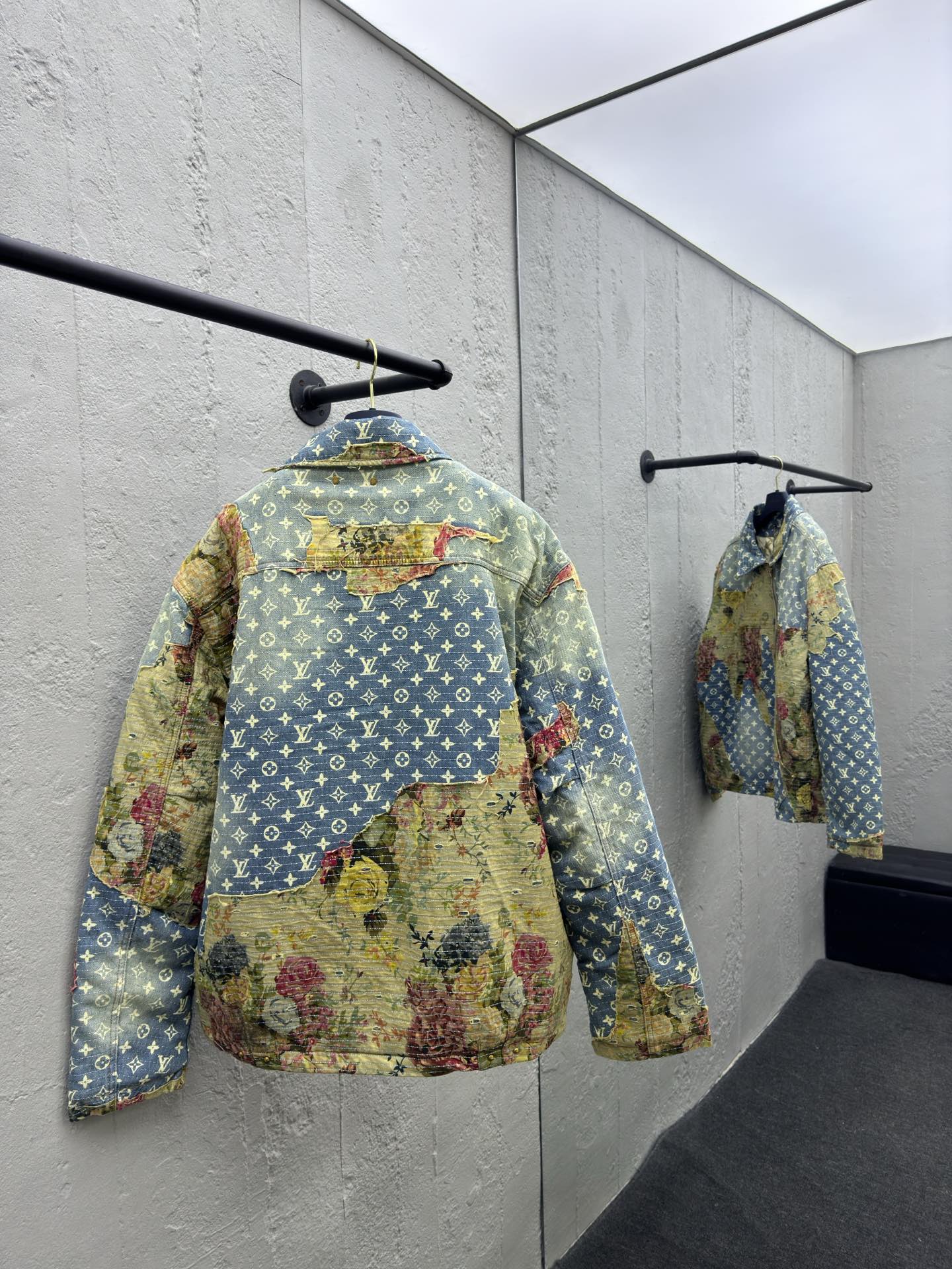 Louis Vuitton Haute Couture Haute Couture Ready-to-Wear Clothing Dress 2