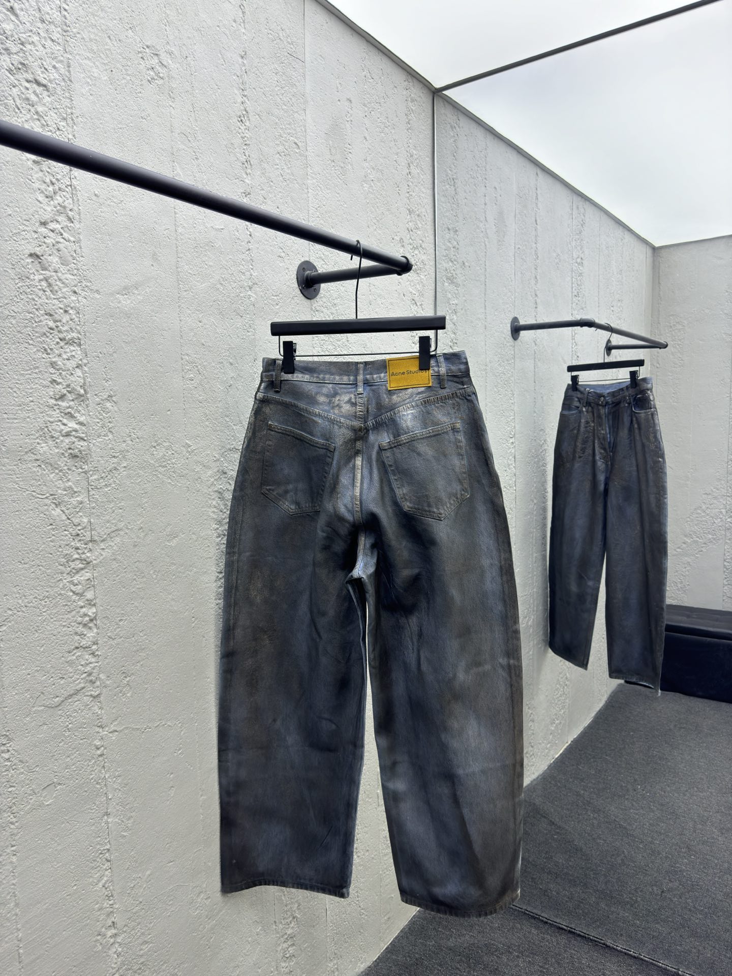 Acne Studios 油漆3D牛仔裤 2