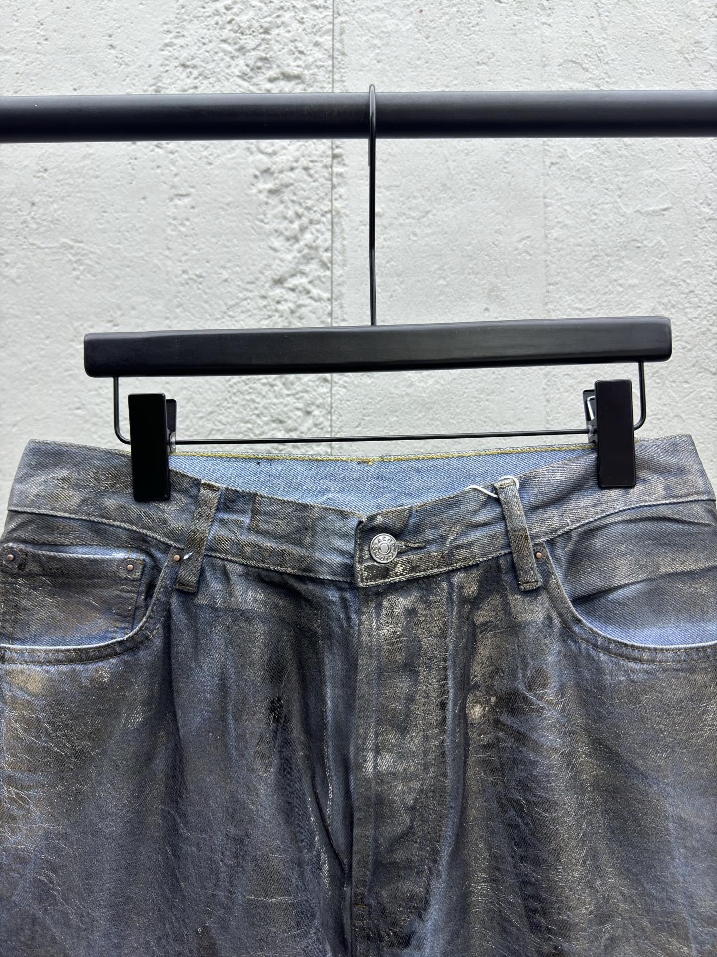Acne Studios 油漆3D牛仔裤 3