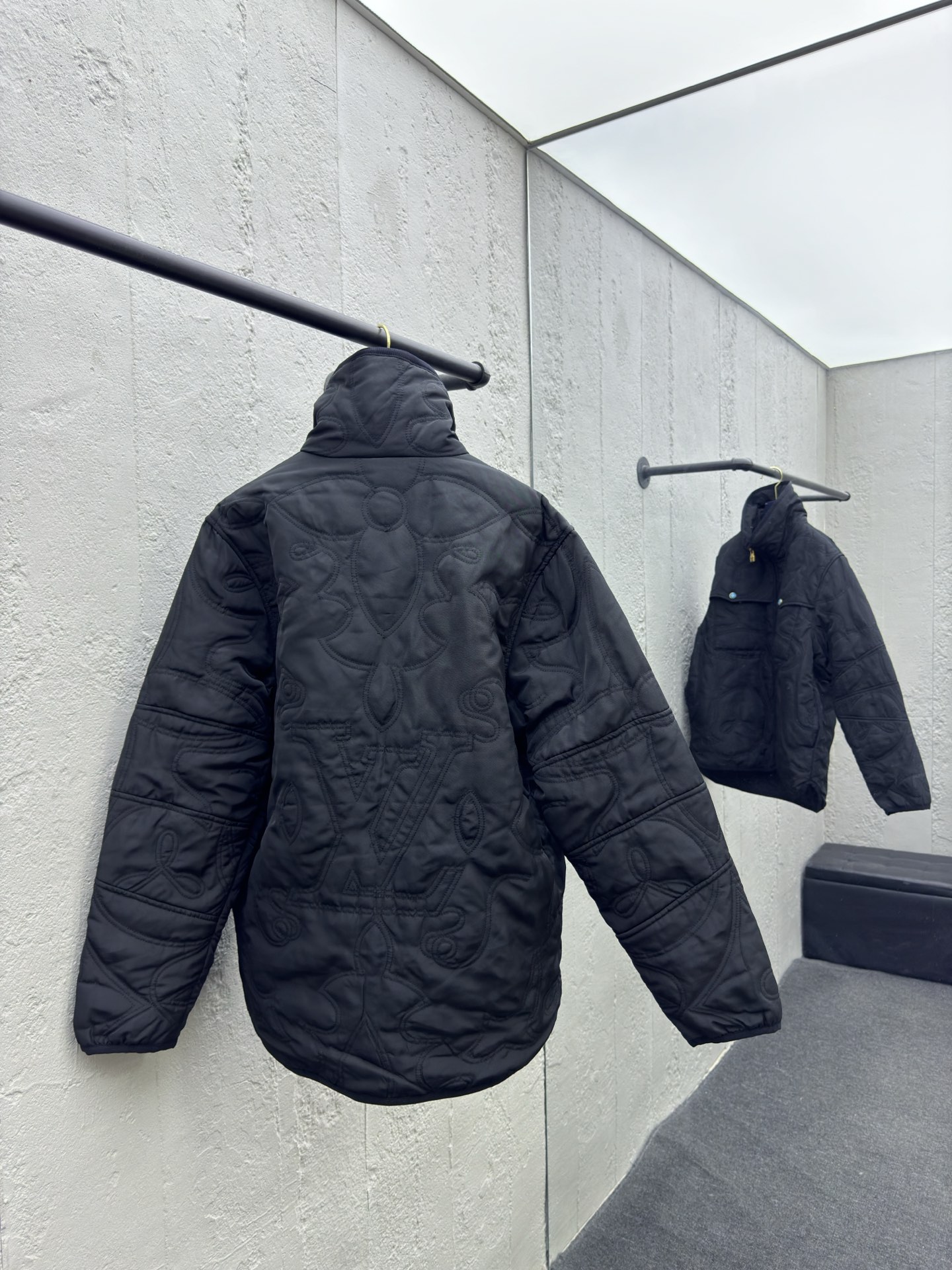 LOUIS VUITTON 绿松石棉服外套 2