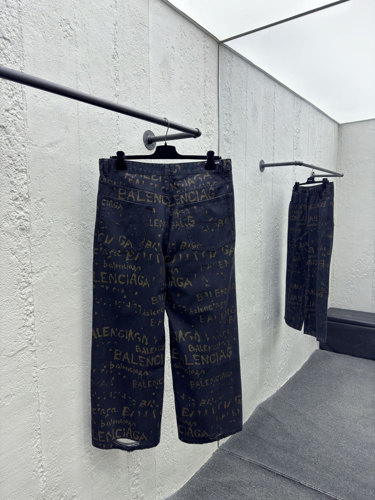 Balenciaga pants 2
