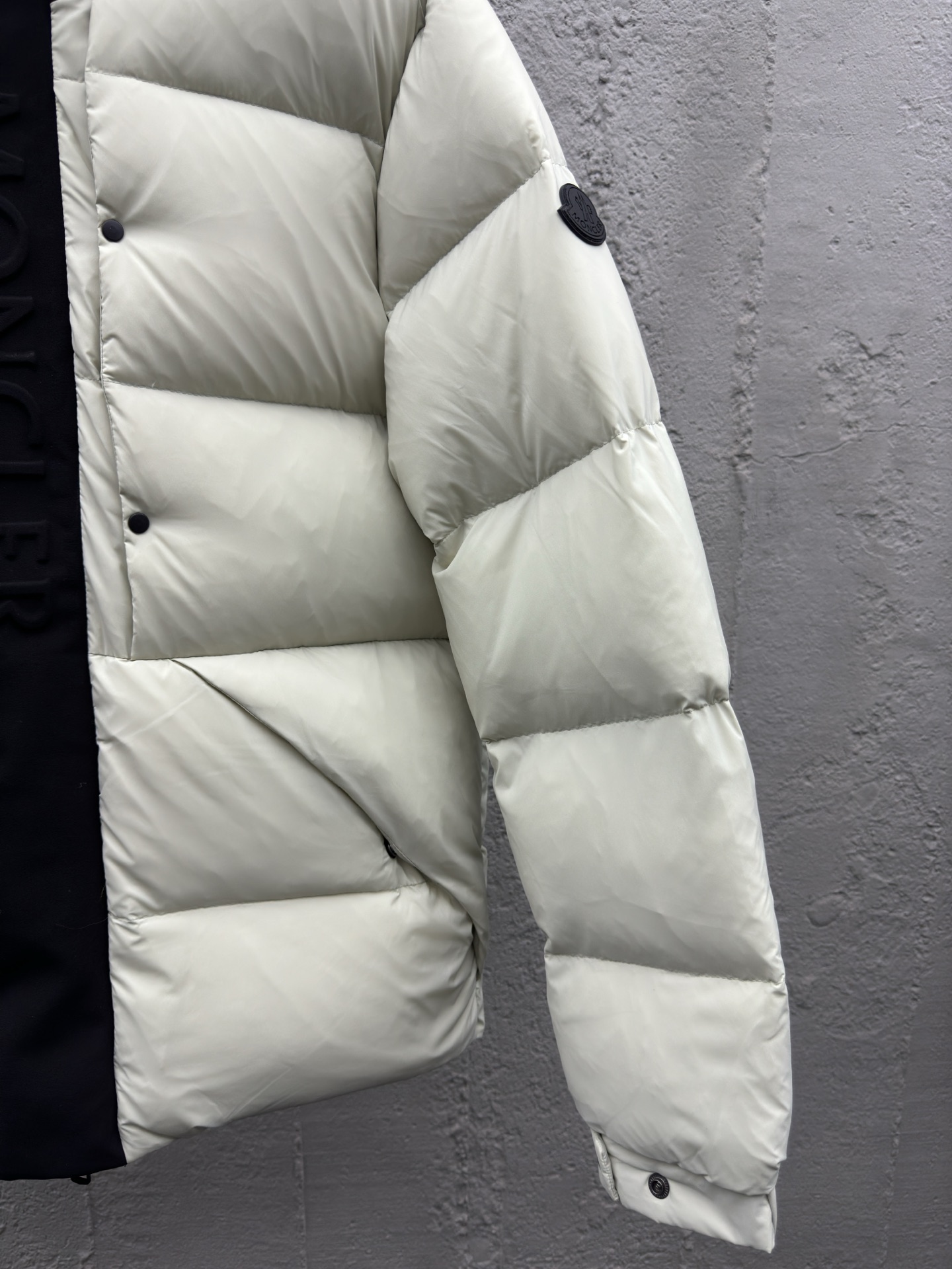盟可睐 Moncler 高定典藏名品高定成衣时装外套连衣裙衬衫T恤 #98373097 7
