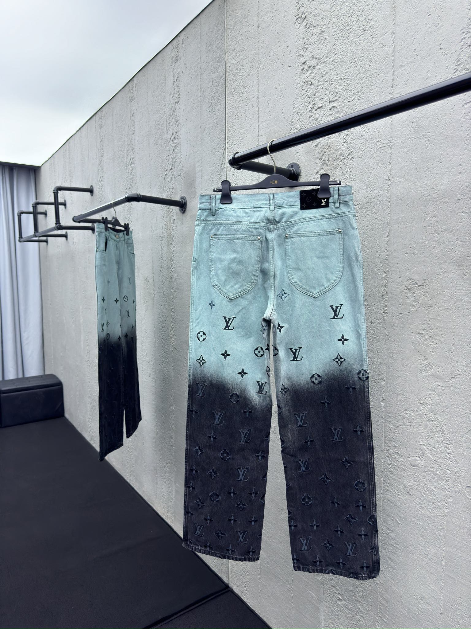Louis Vuitton Haute Couture Haute Couture Ready-to-Wear Clothing Dress 2