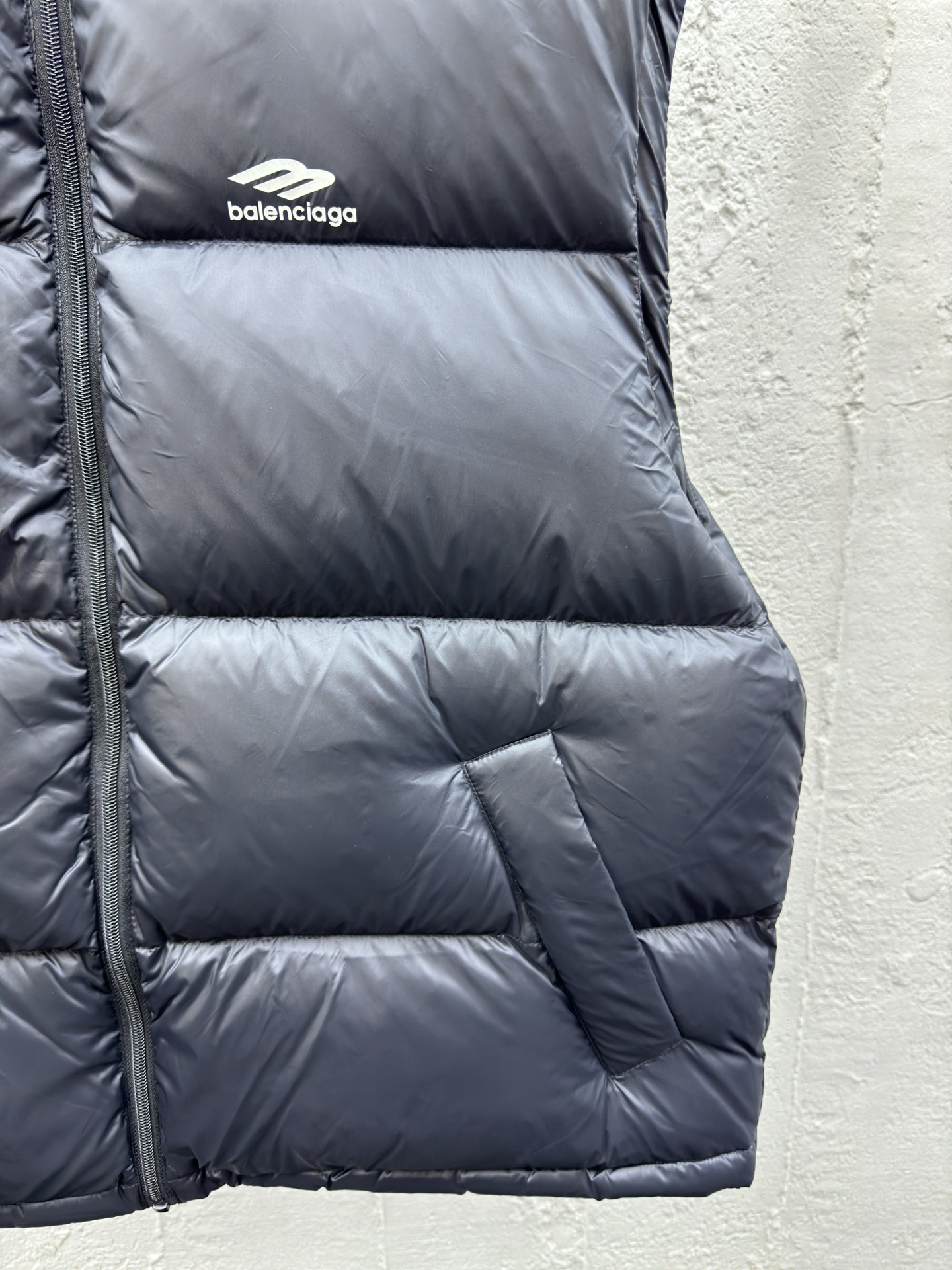 Balenciaga 滑雪系列 3M字母棉服马甲 7
