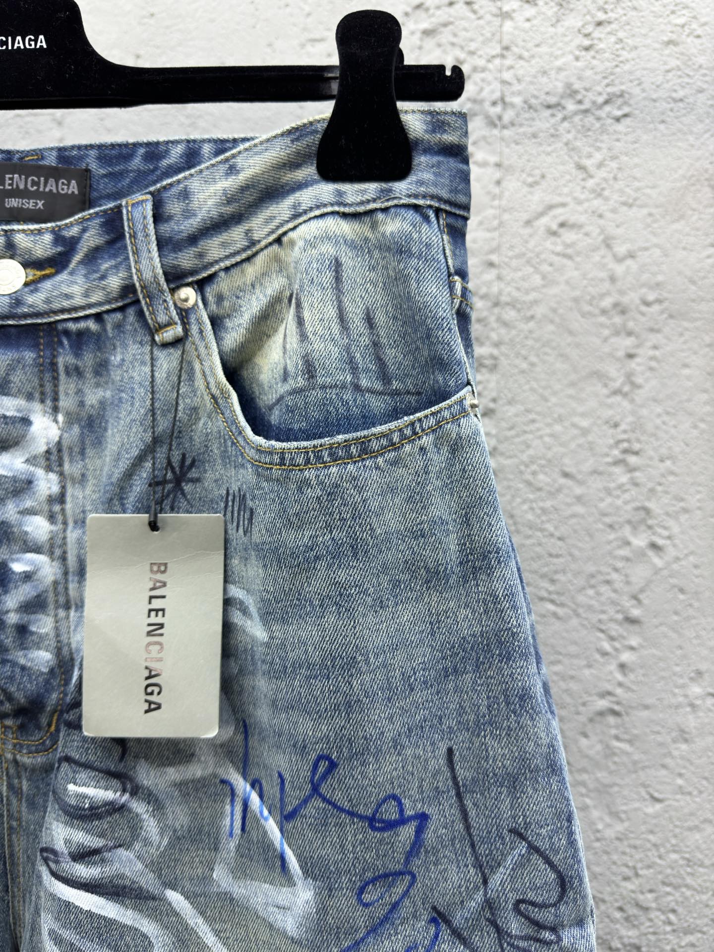 Balenciaga 涂鸦牛仔裤 5