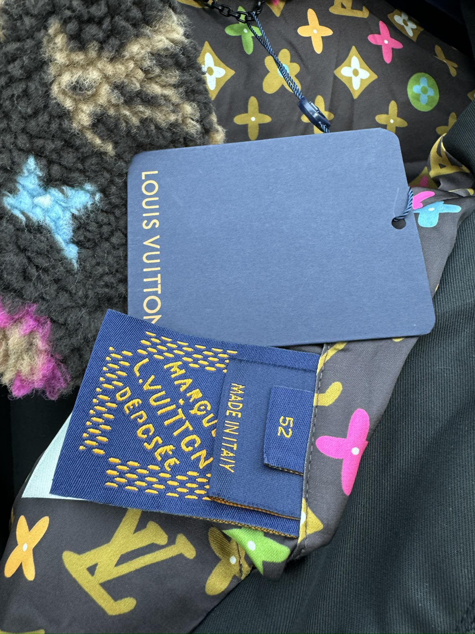 LOUIS VUITTON 彩印毛领夹克外套 9