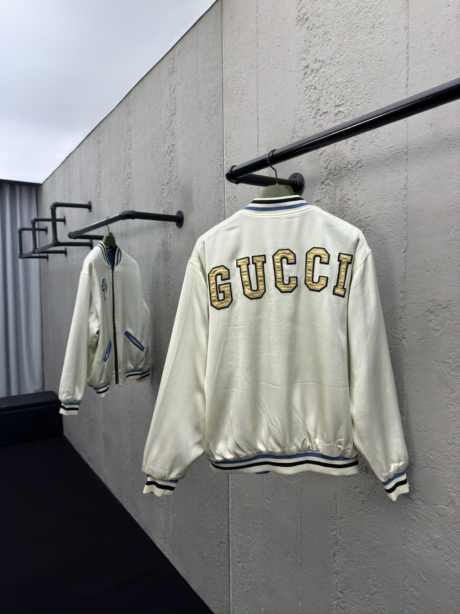 古驰 Gucci 高级成衣风衣外套及大衣服饰 #52274111 2