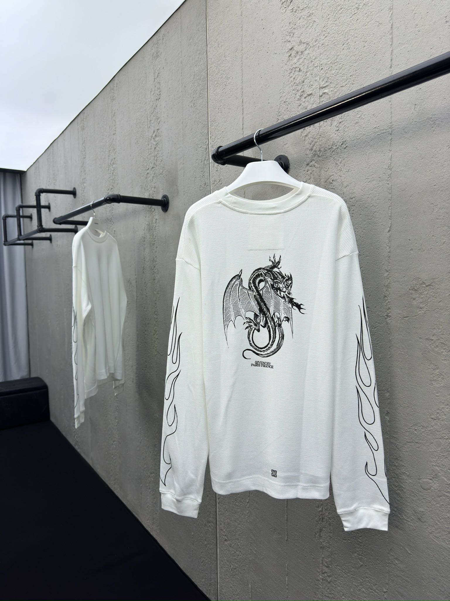 纪梵希 Givenchy 高定典藏名品高定成衣时装外套连衣裙衬衫T恤 #F9FBDA46 2