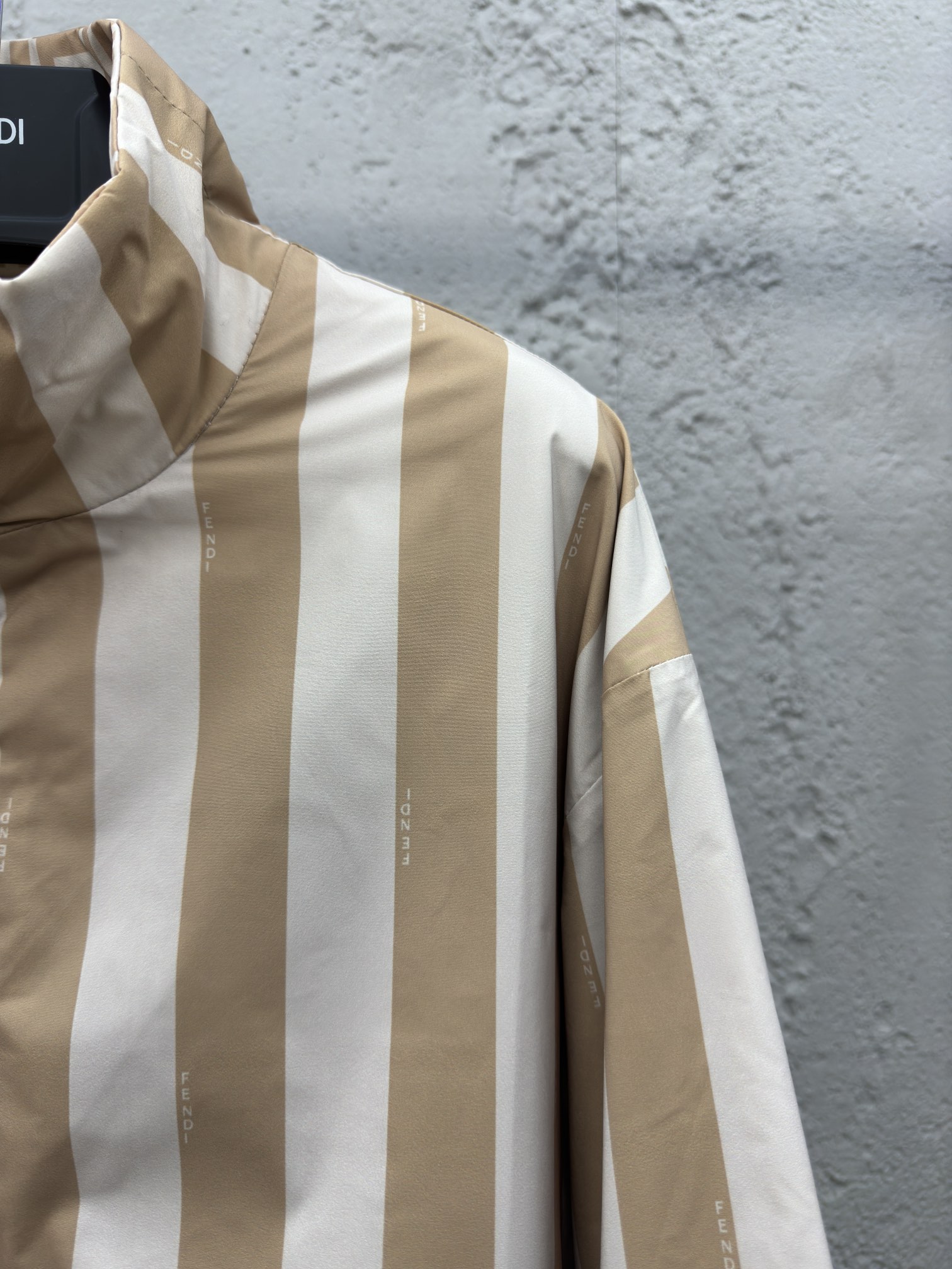 芬迪 Fendi 高级成衣风衣外套及大衣服饰 #D24F81CF 7