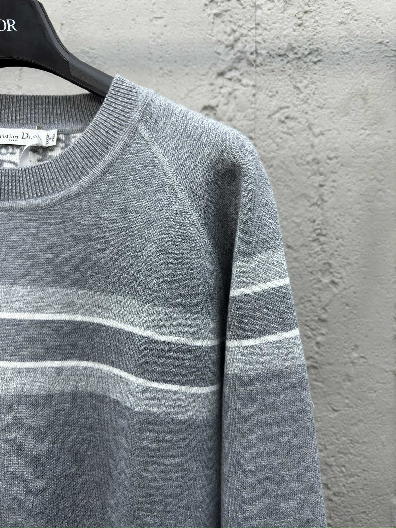 DIOR 双面提花针织羊绒毛衣 7
