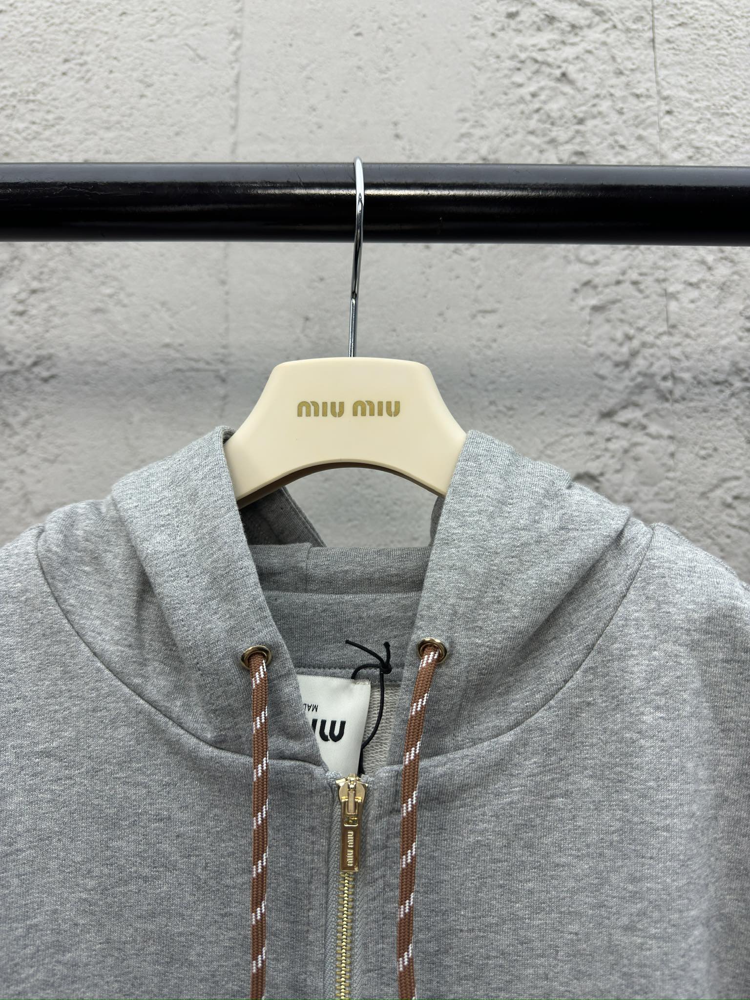 Miu Miu Haute Couture Designer Jacket Coat Ready-to-Wear Ref.89389DF1 3