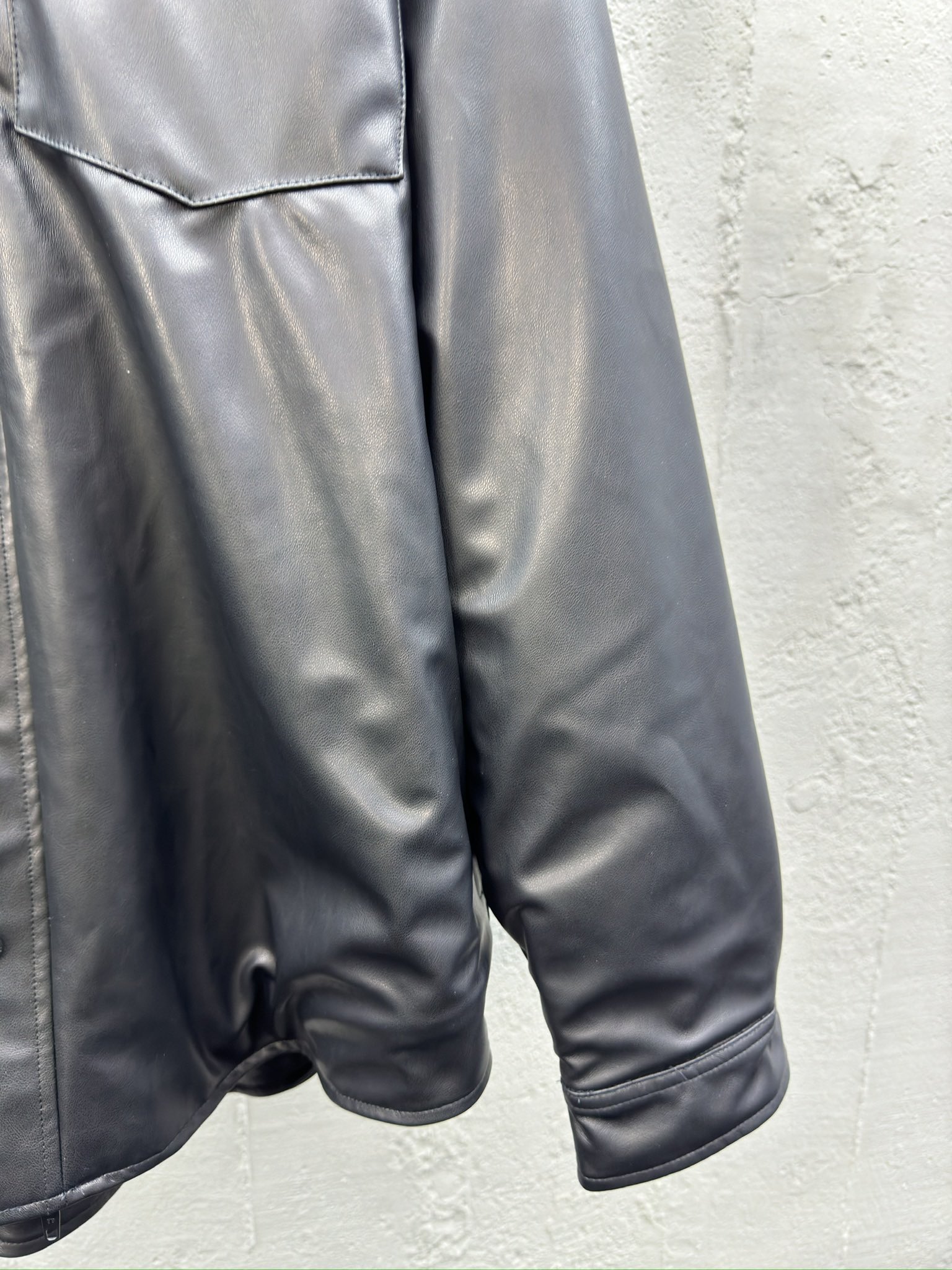 Balenciaga 派克兜帽皮衣 7