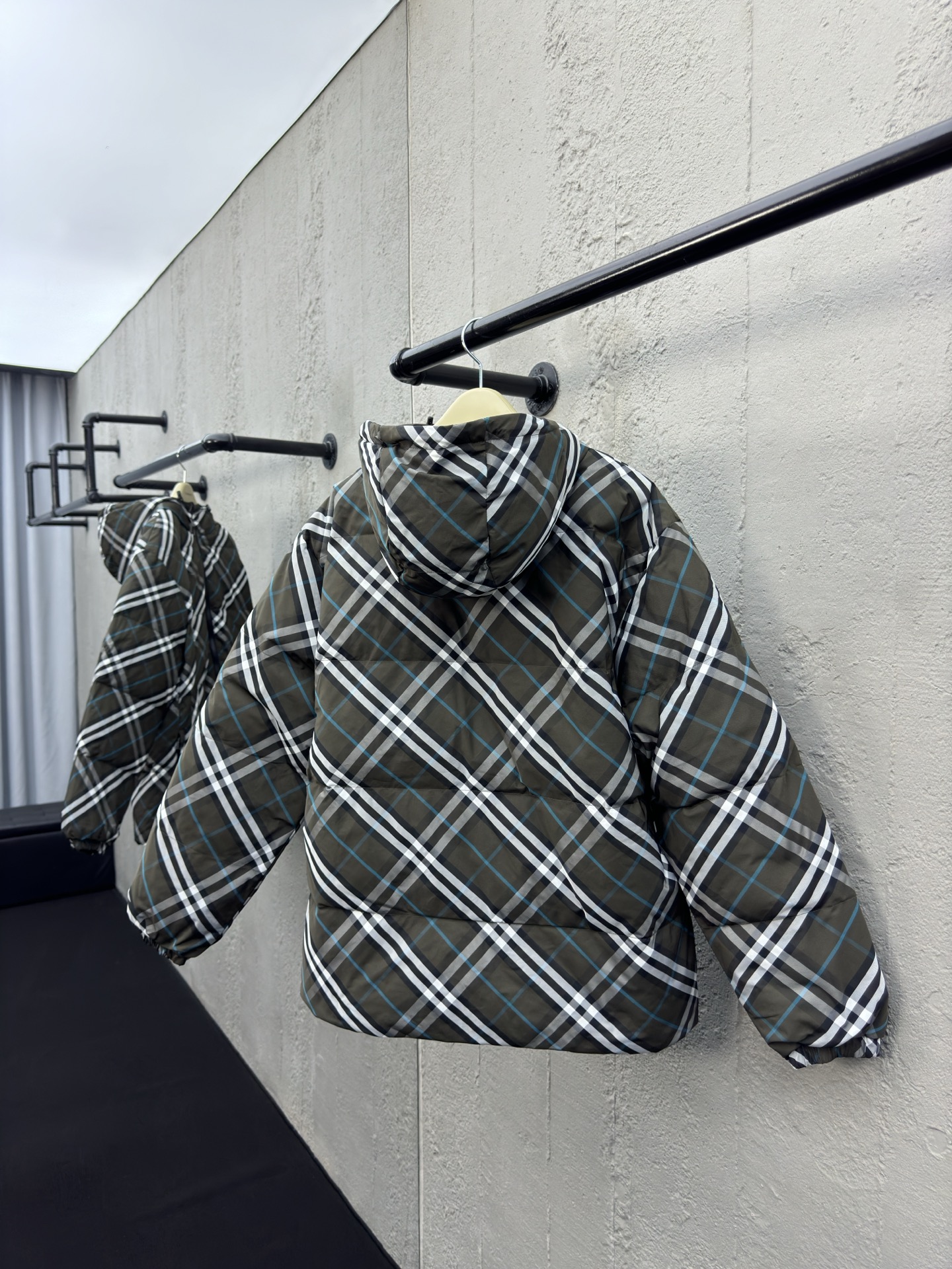 博柏利 Burberry 高定典藏名品高定成衣时装外套连衣裙衬衫T恤 #6C6A21A8 2
