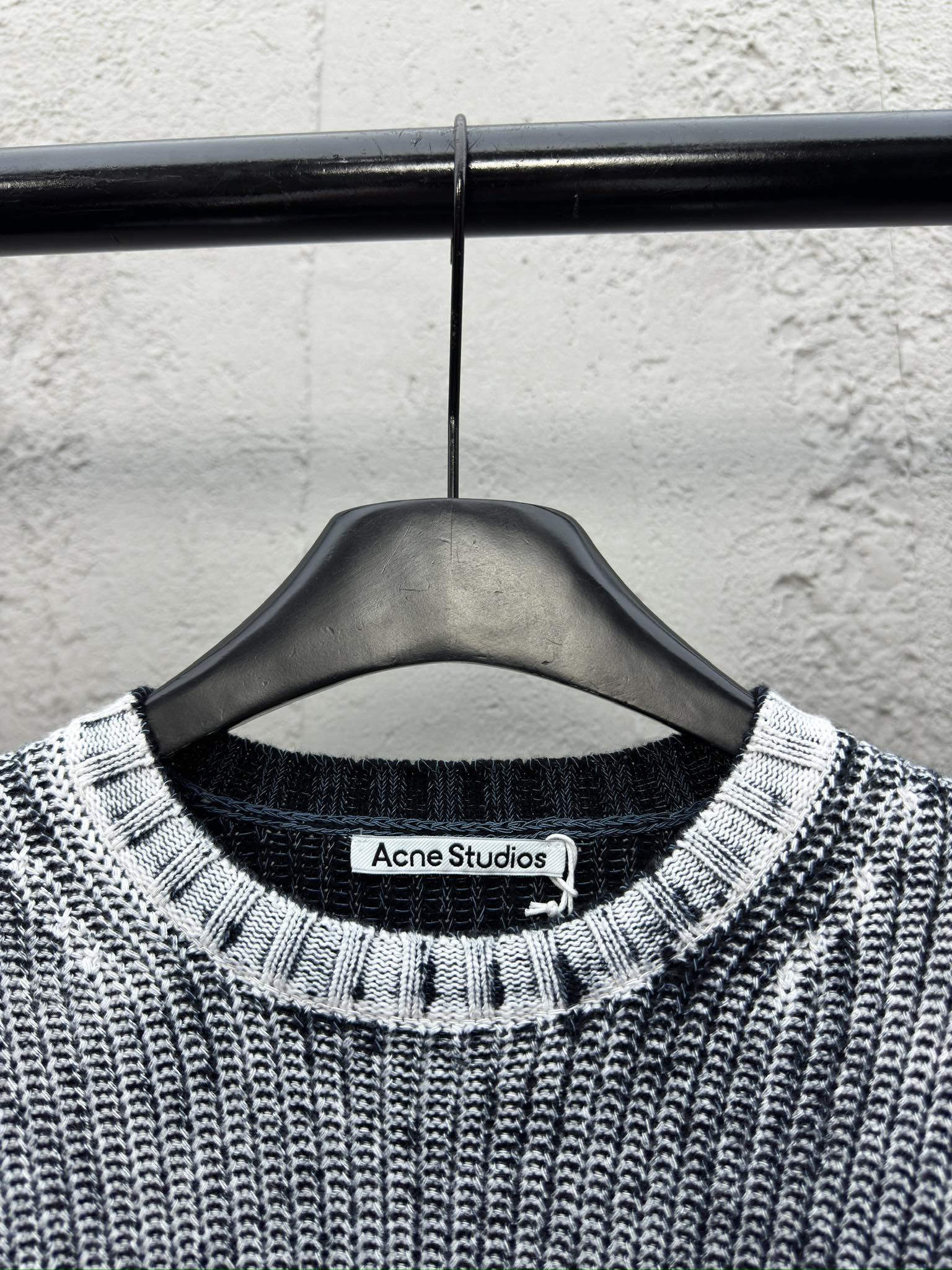 Acne Studios 做旧扎染毛衣 3
