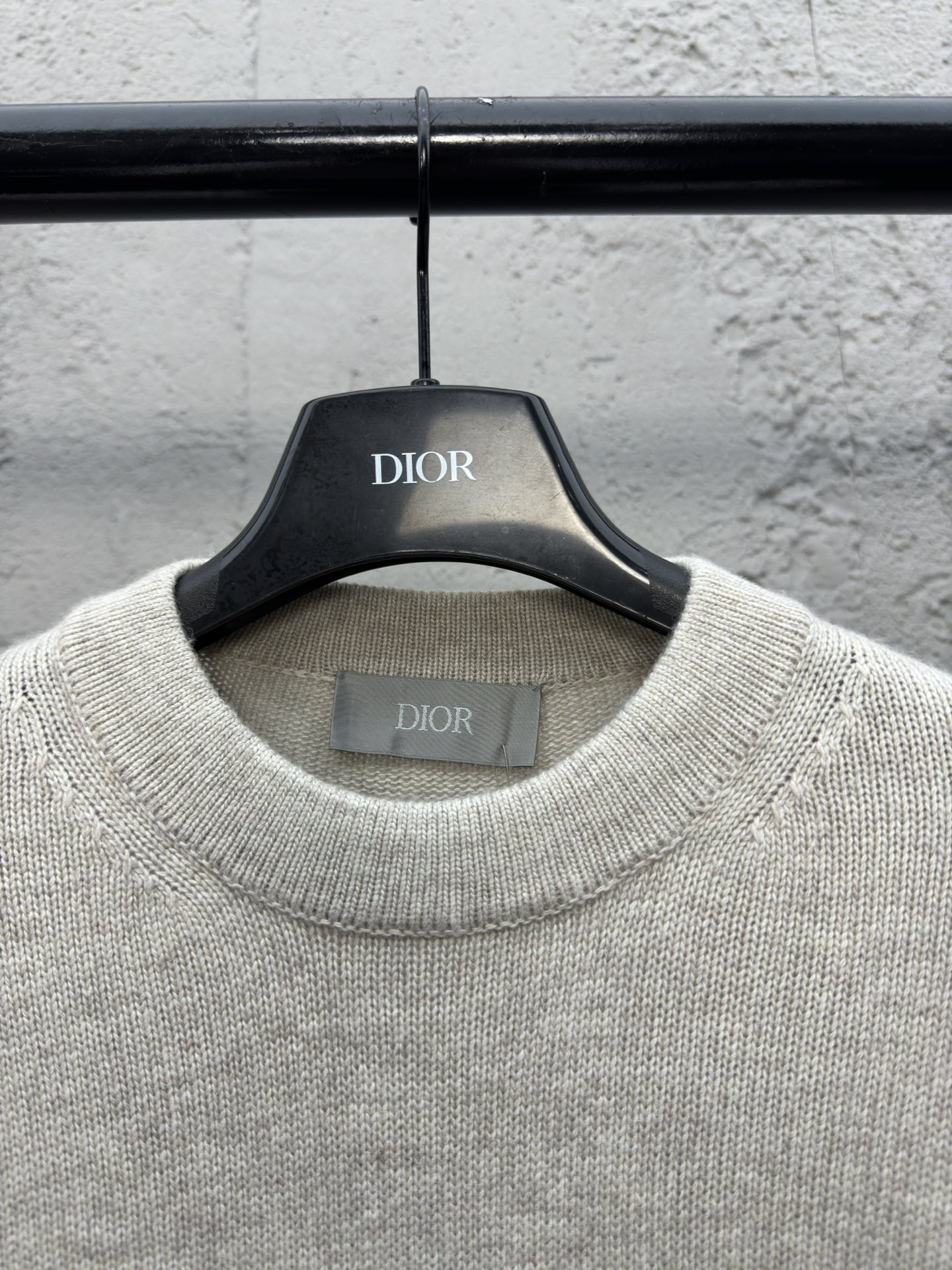 DIOR 胸标水溶刺绣毛衣 3