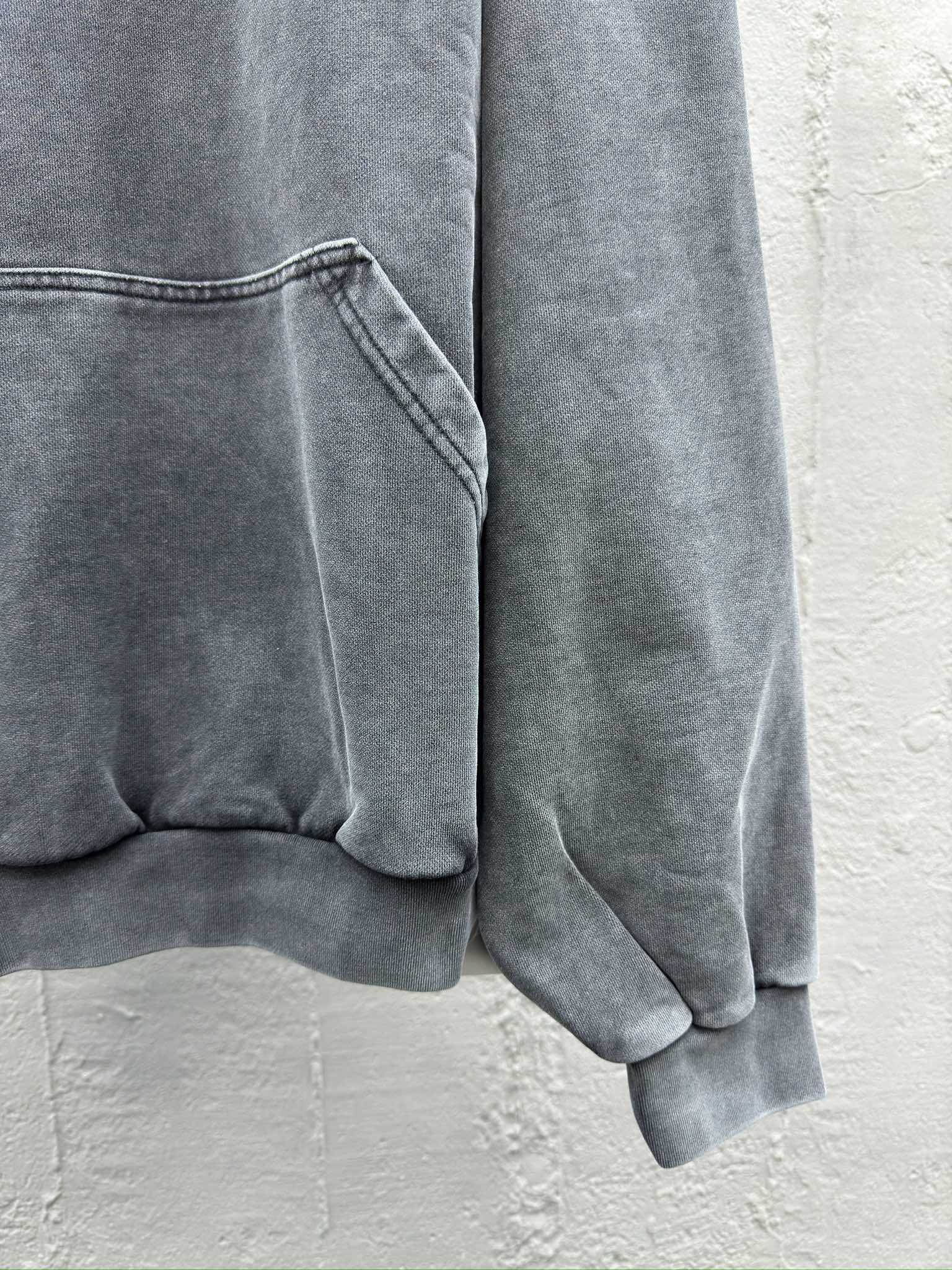 Balenciaga 纹裂开裂字母连帽卫衣 7