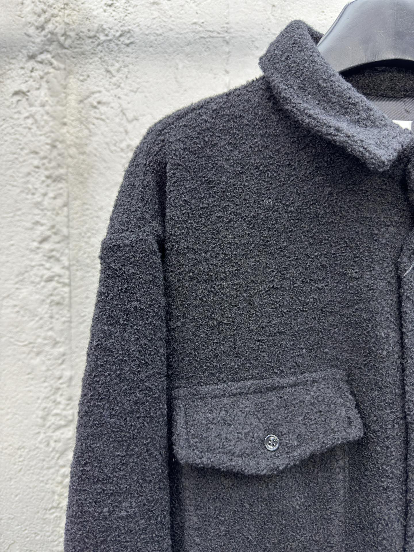 SAINT LAURENT 羊毛纽扣夹克外套 4