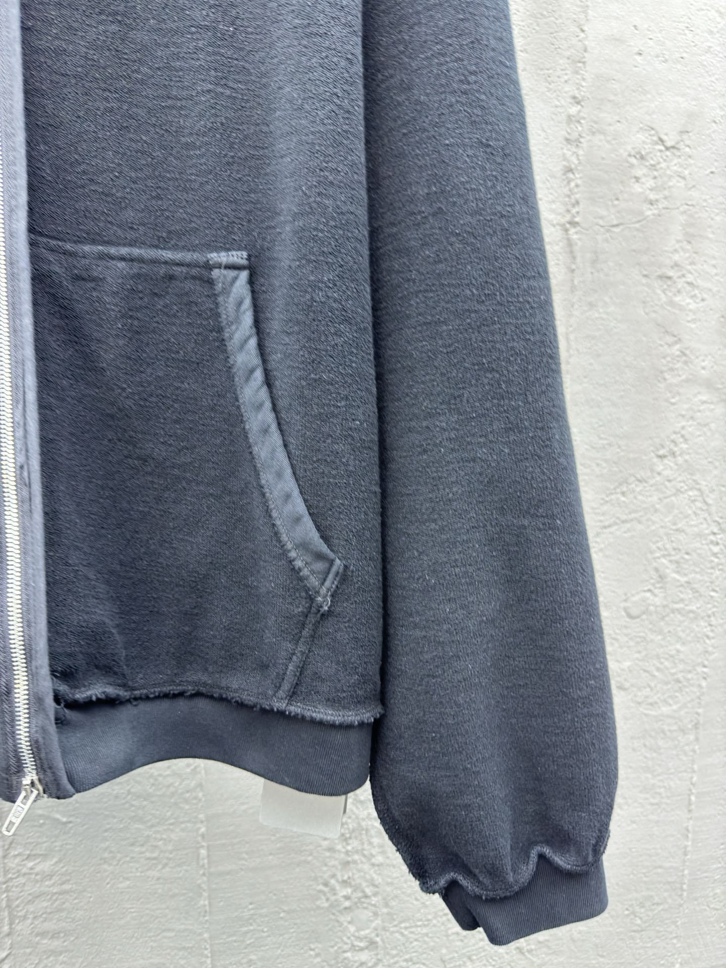 MiniCost Clothes 7