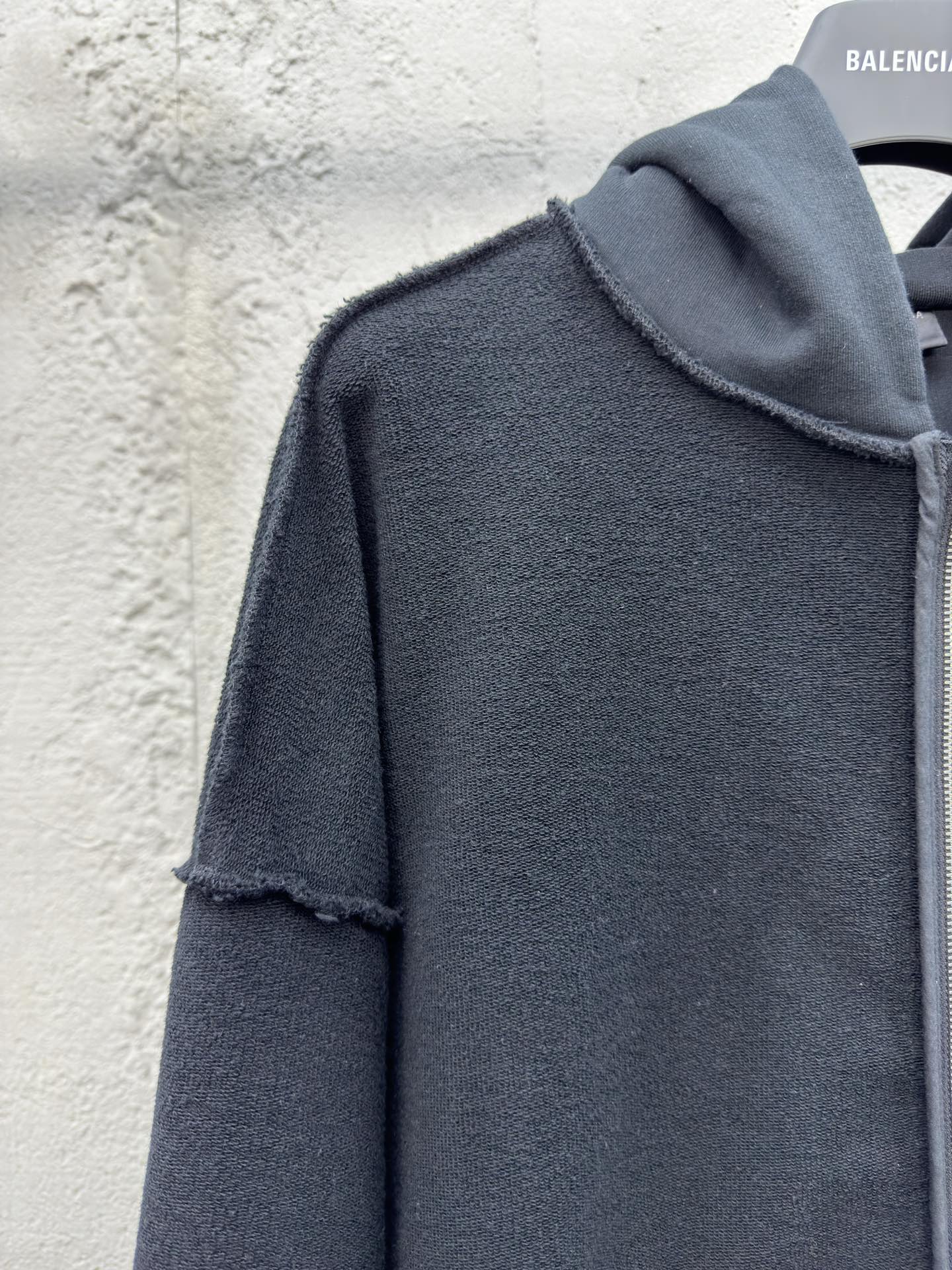 MiniCost Clothes 4