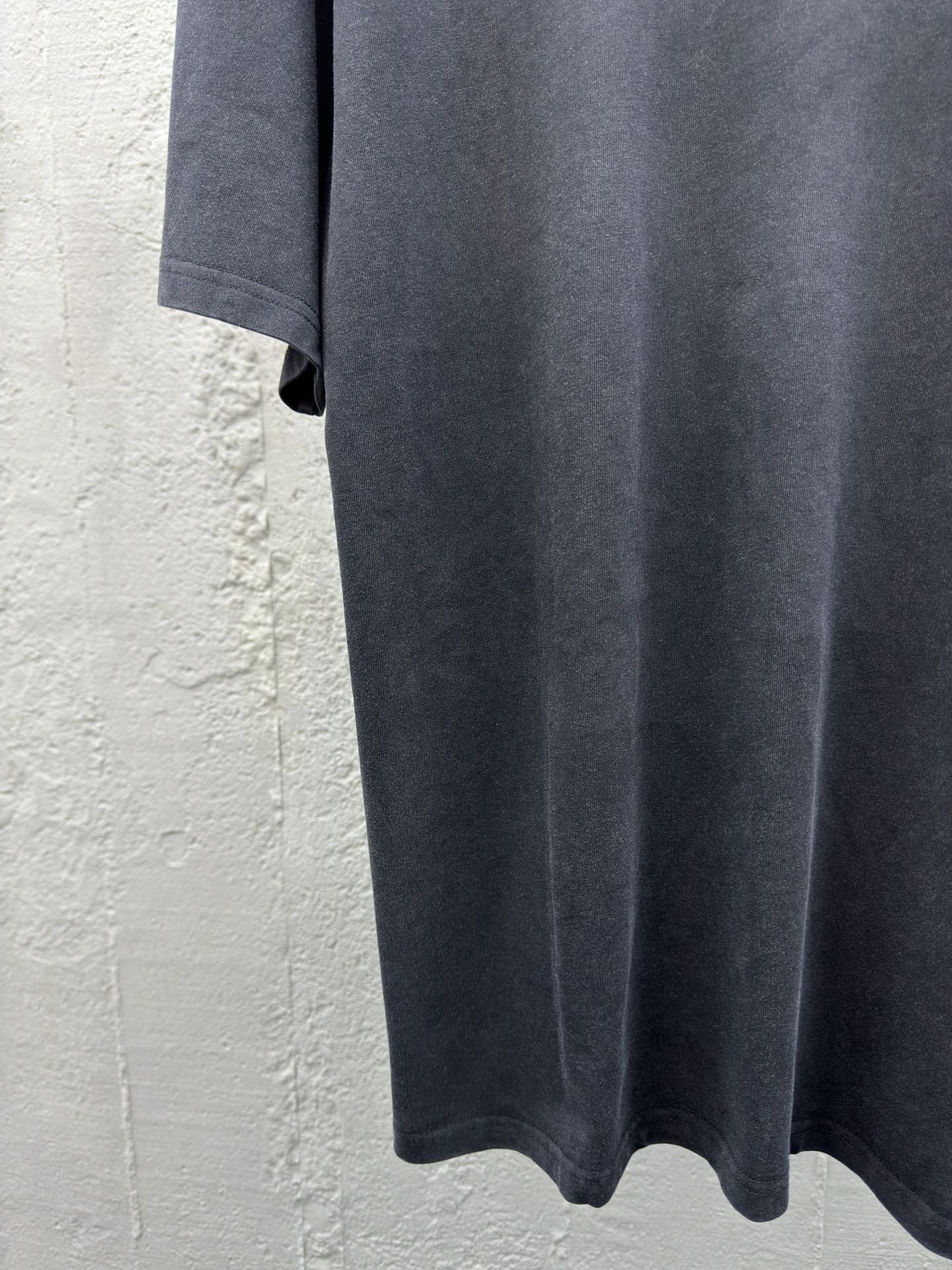 Balenciaga 背后烫钻短袖 6