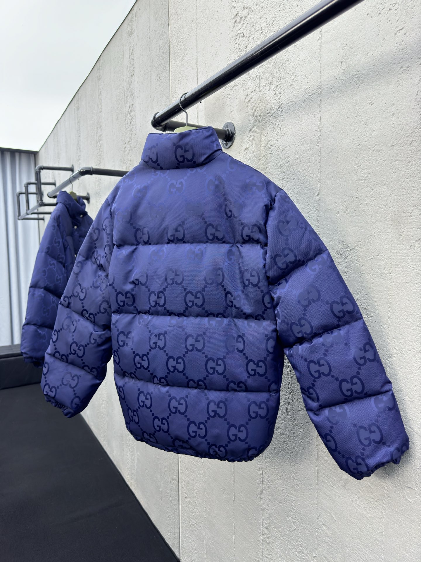 GUCCI 提花满印羽绒服外套 2