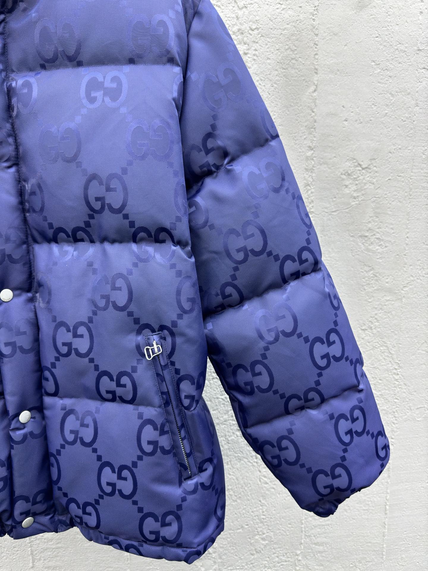 GUCCI 提花满印羽绒服外套 7