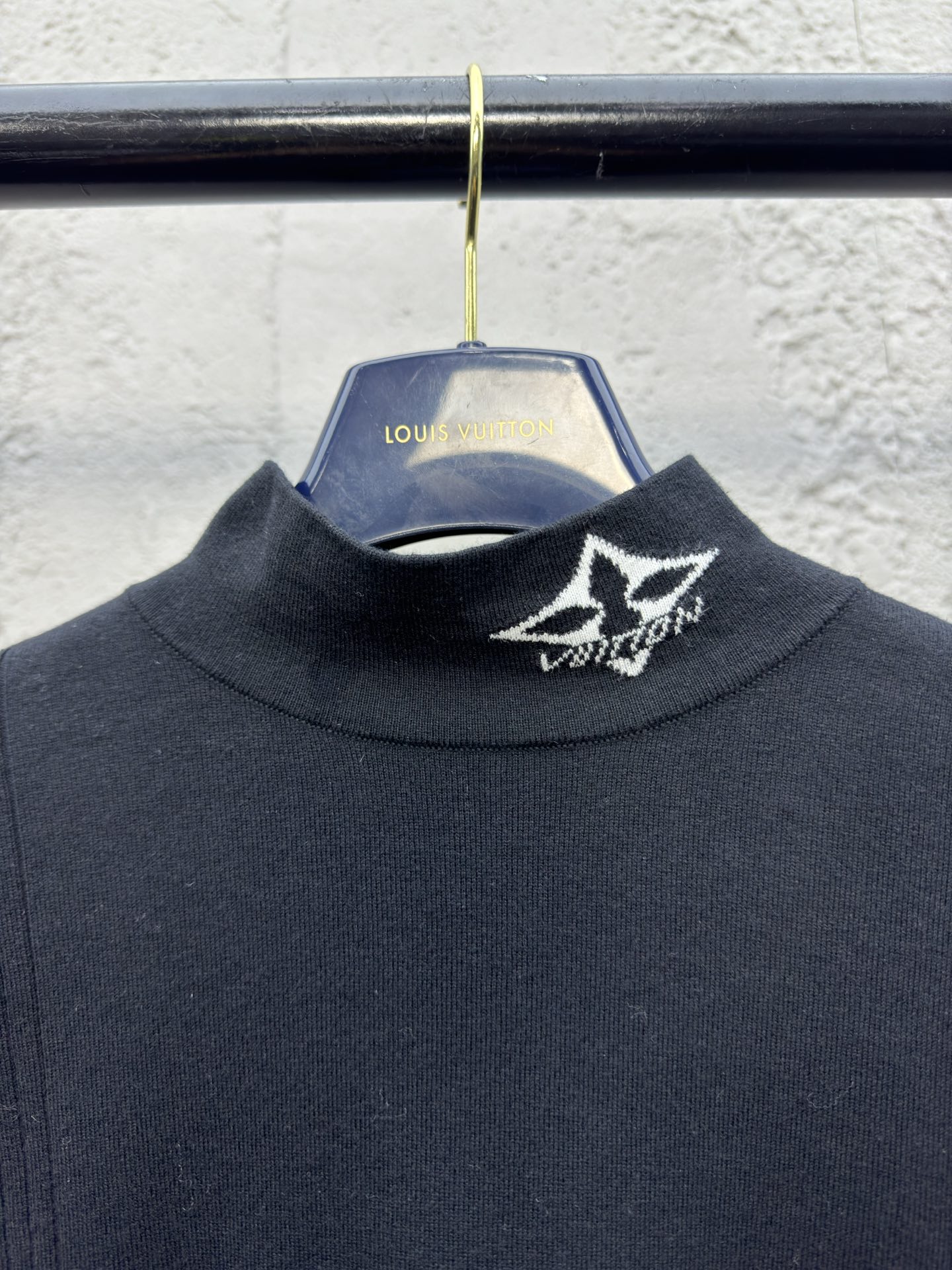 LOUIS VUITTON 羊绒针织打底毛衣 3