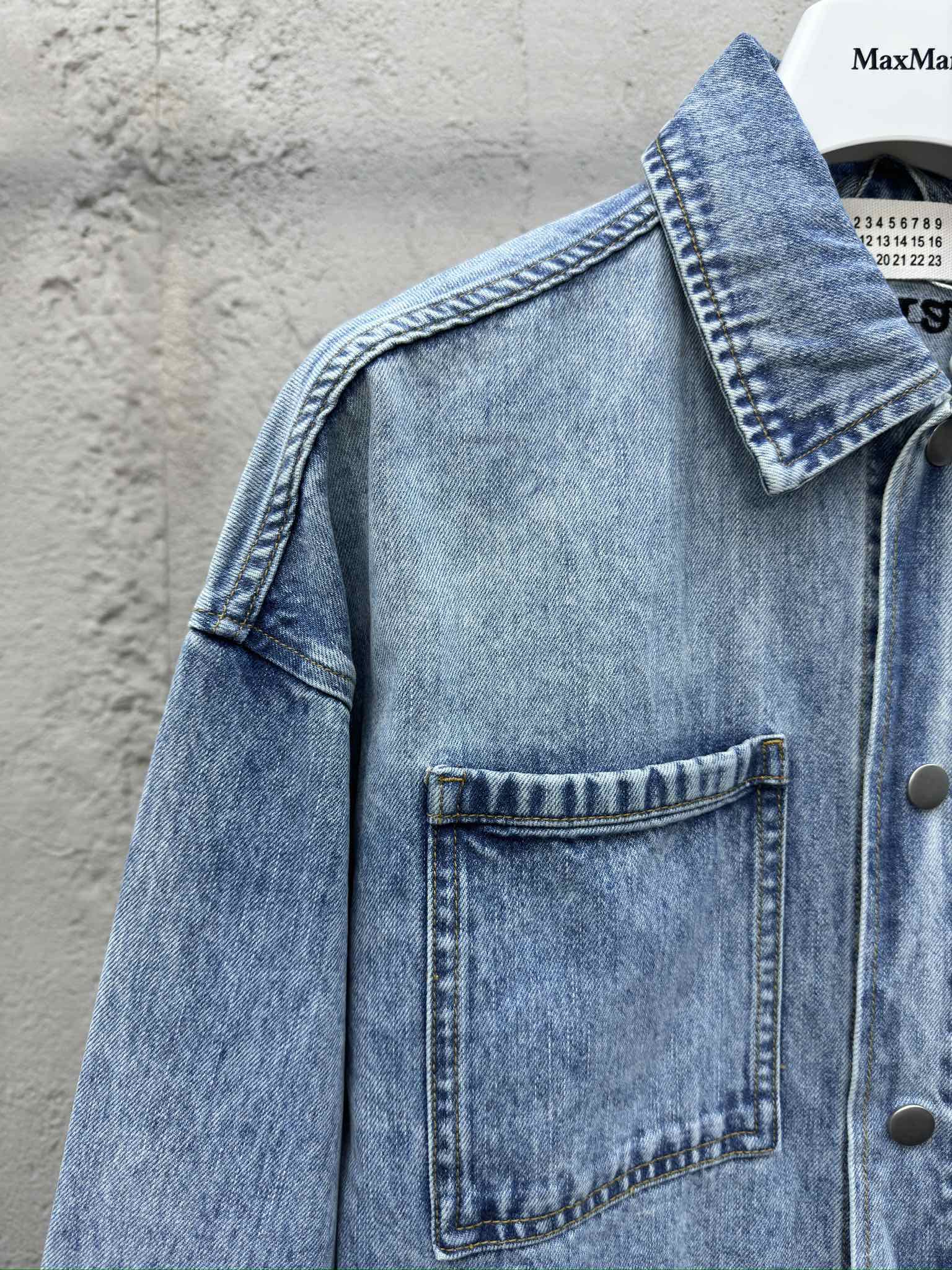 Maison Margiela 刺绣牛仔外套 4