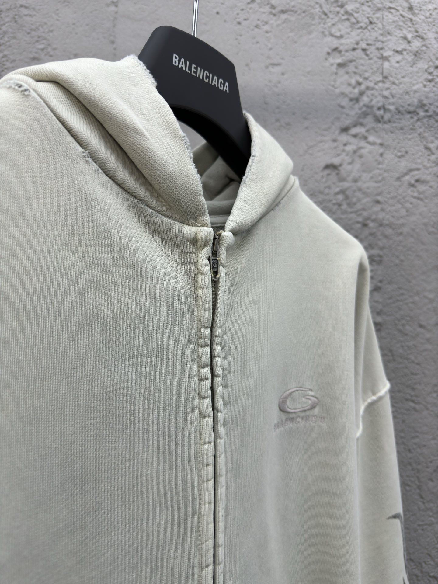 Balenciaga 龙纹涂鸦拉链外套 8