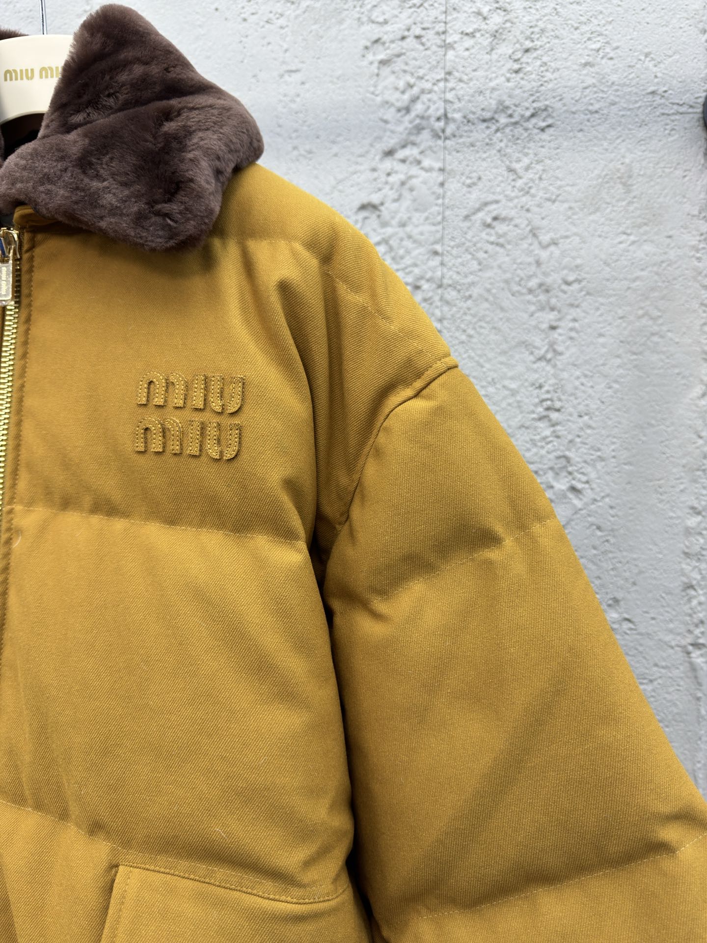缪缪 Miu Miu 高定典藏名品高定成衣时装外套连衣裙衬衫T恤 #1258D559 5