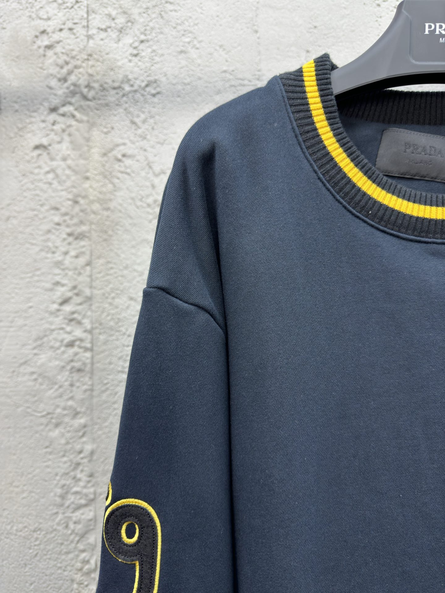 普拉达 Prada 高级成衣风衣外套及大衣服饰 #0D293607 4