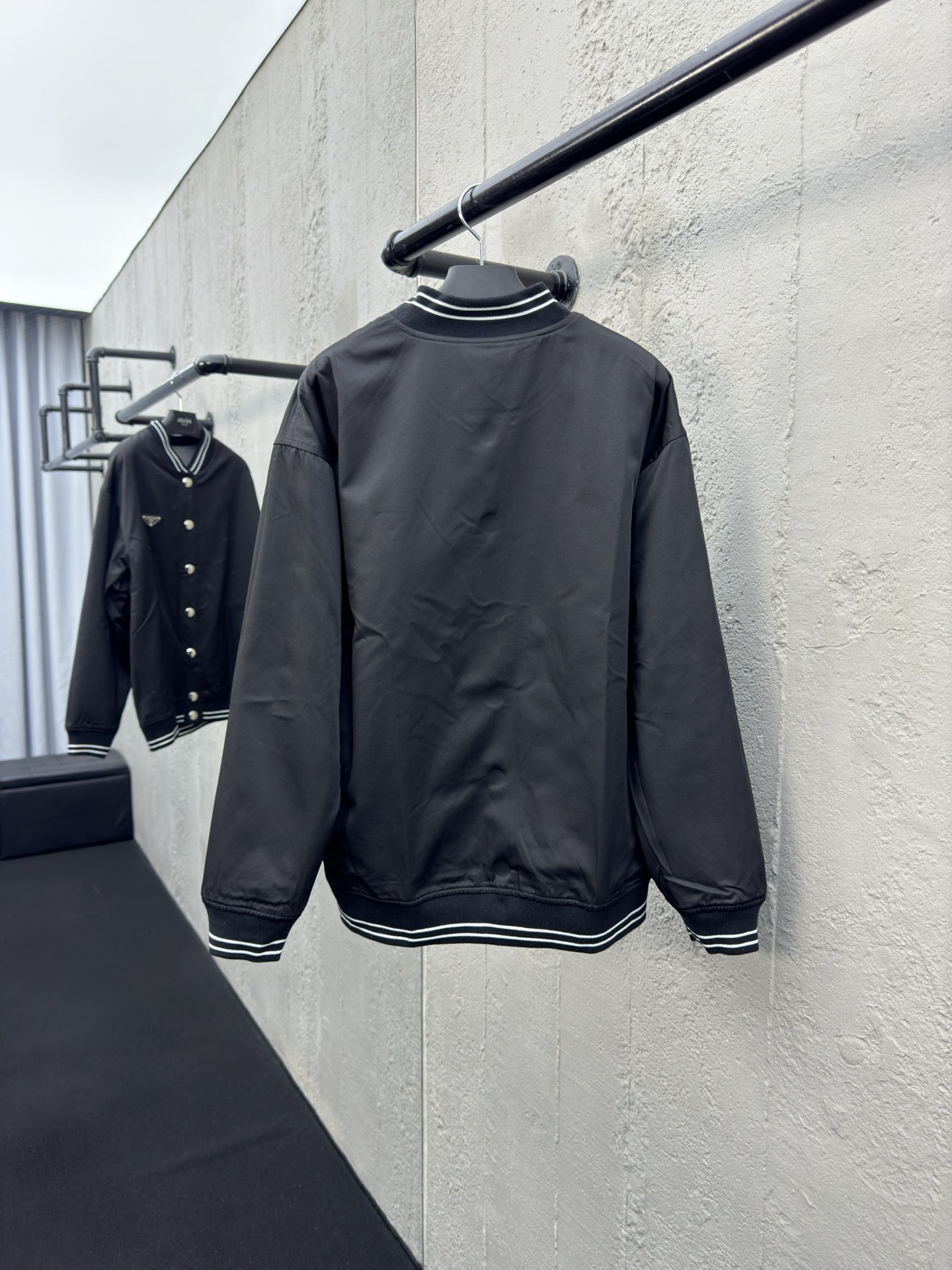 普拉达 Prada 高级成衣风衣外套及大衣服饰 #02AF5F01 4