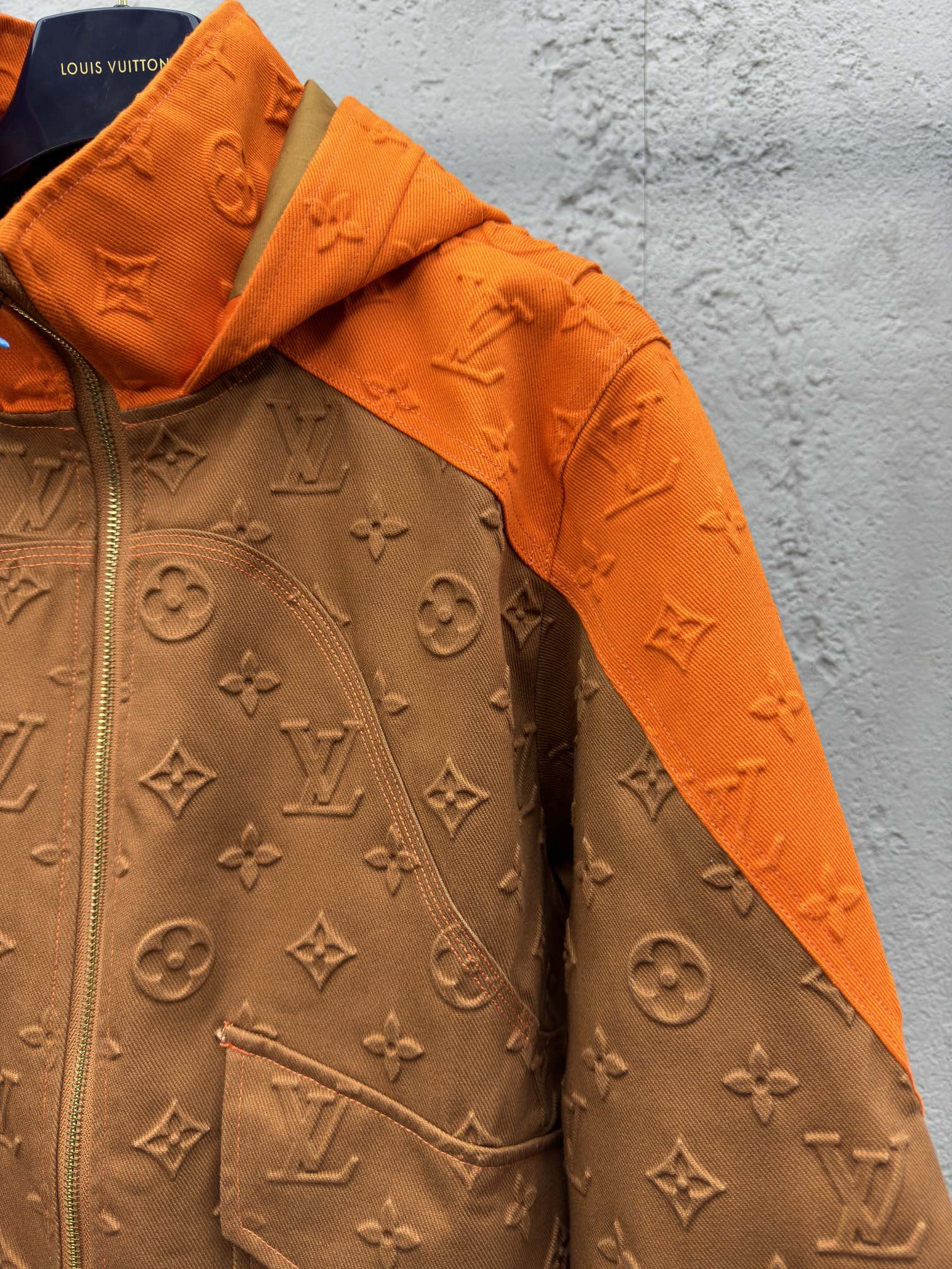 LOUIS VUITTON 伐木拼接提花满印牛仔外套 5
