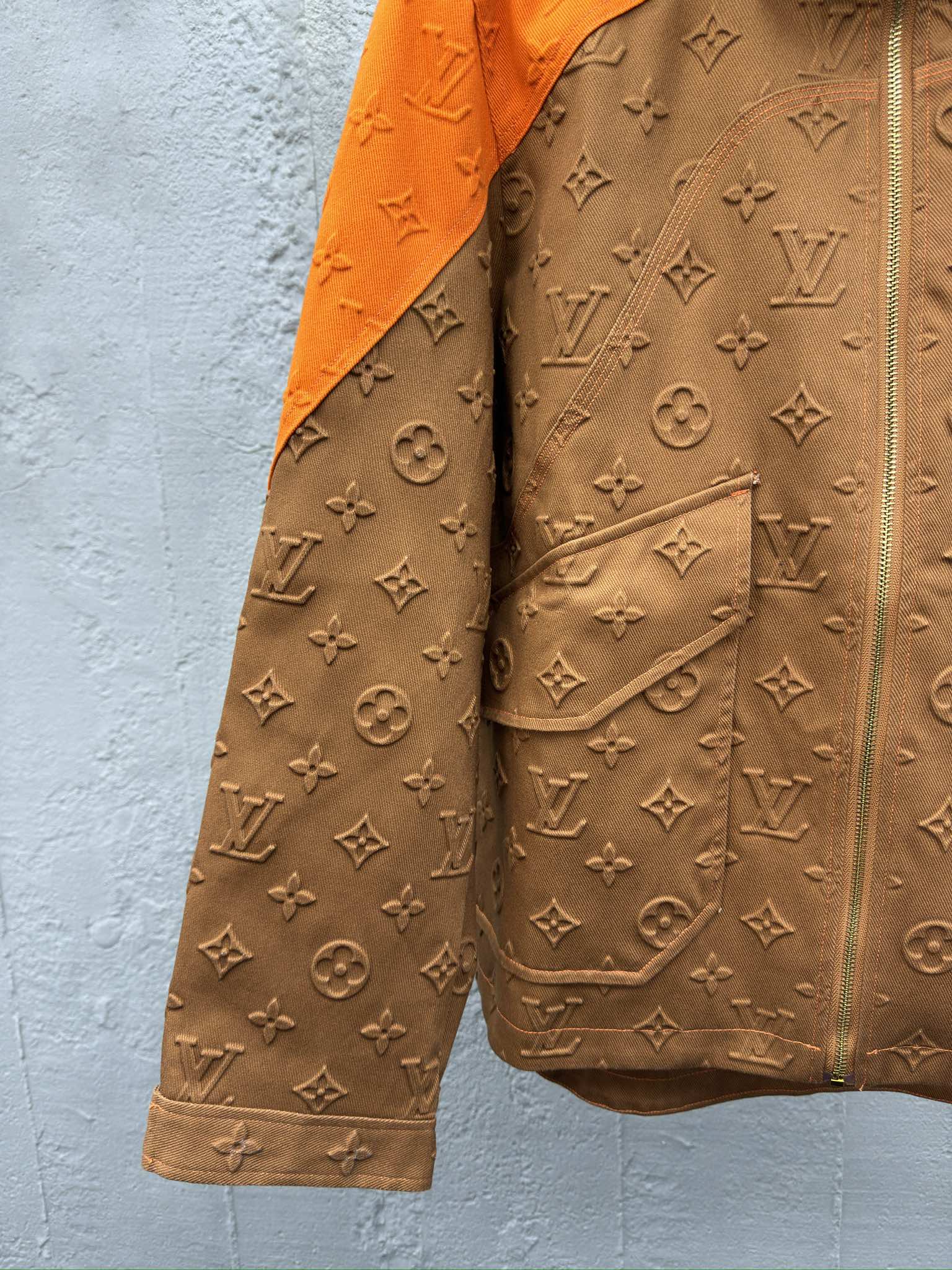 LOUIS VUITTON 伐木拼接提花满印牛仔外套 6