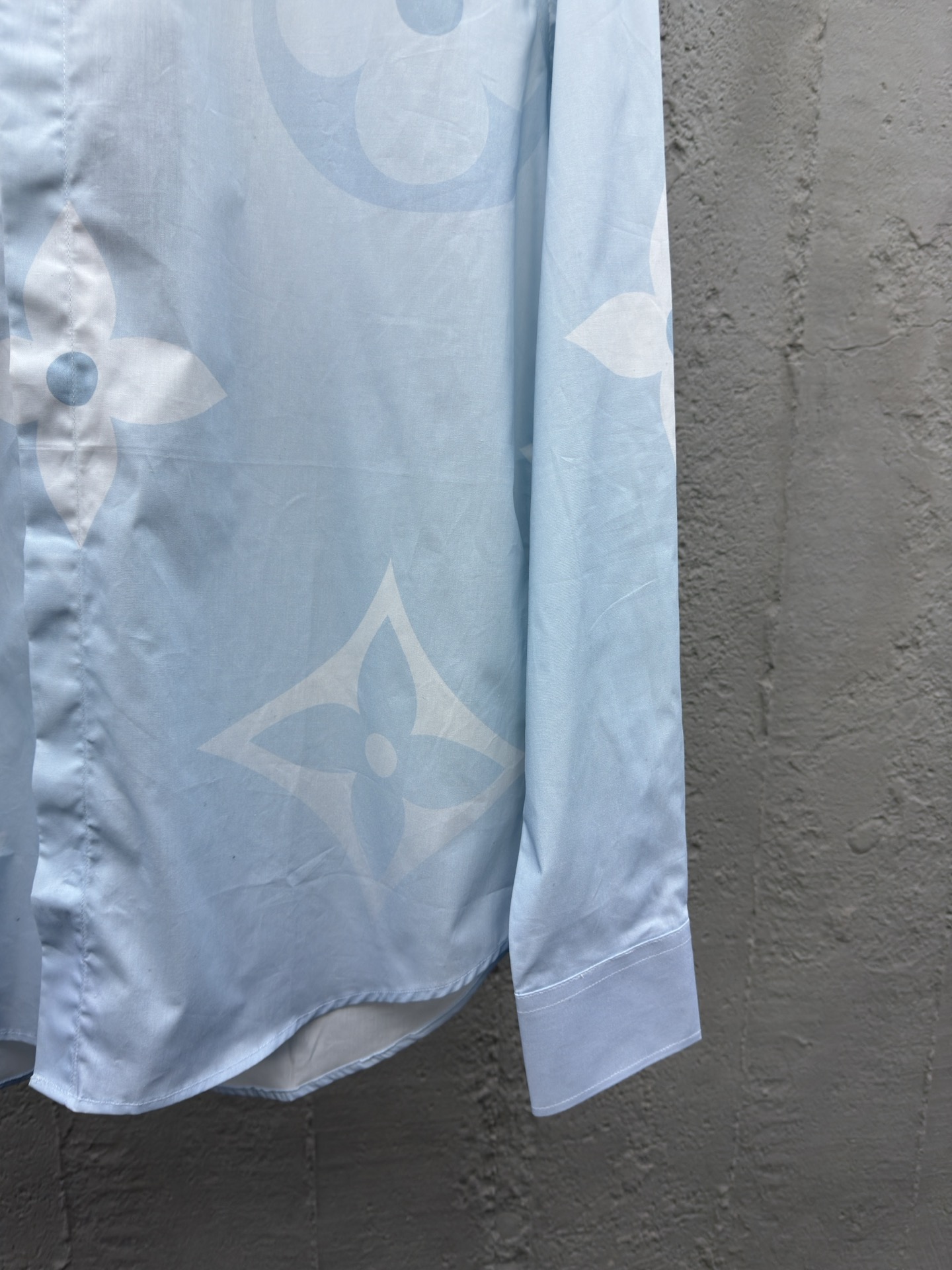 LOUIS VUITTON 渐变印花翻领衬衫 7