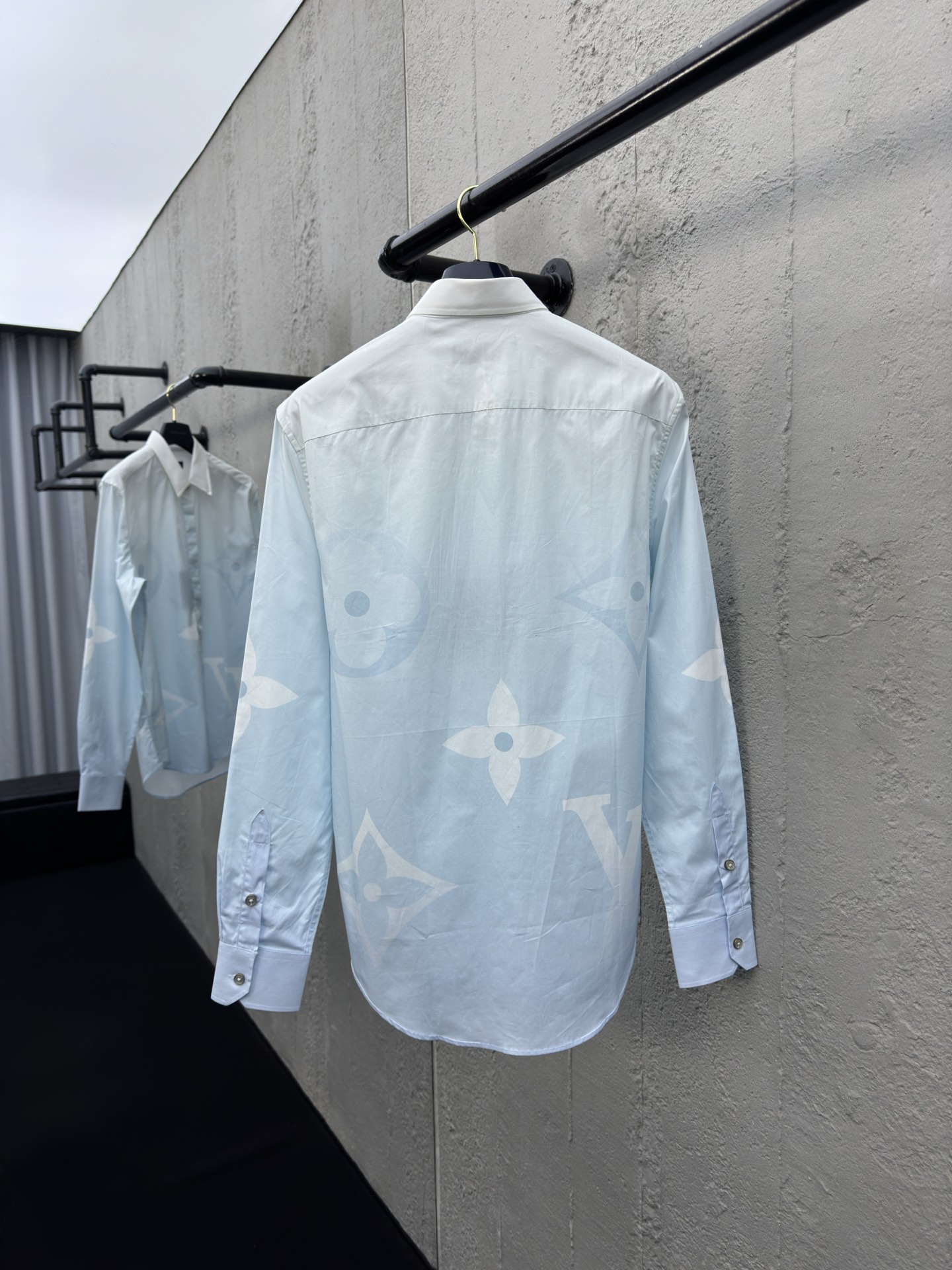 LOUIS VUITTON 渐变印花翻领衬衫 2