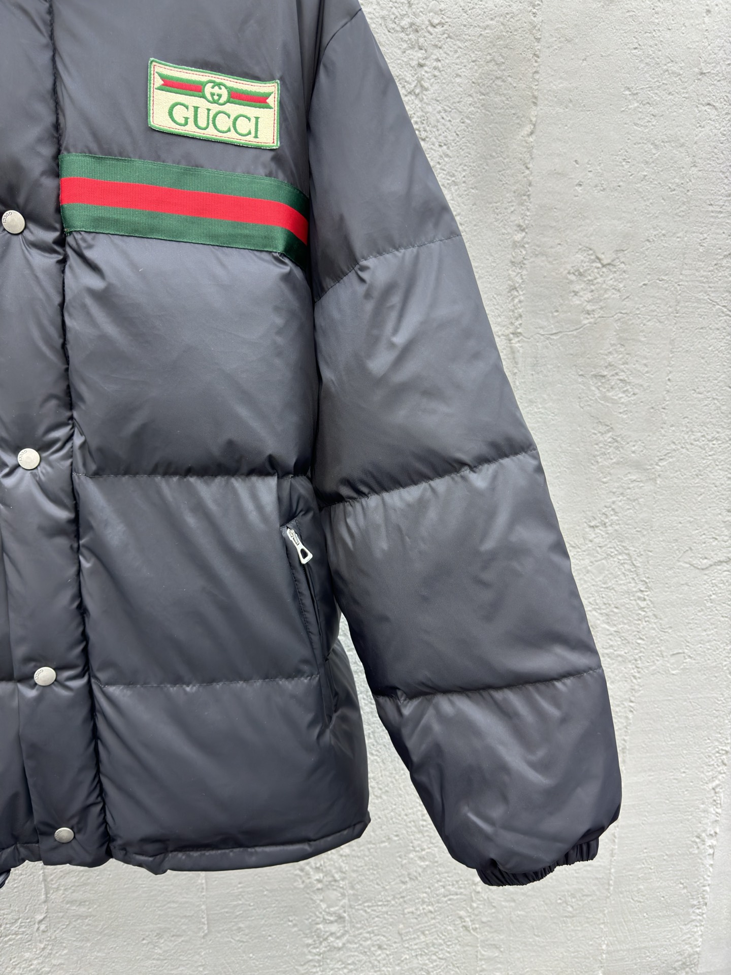 GUCCI 织带羽绒服外套 7