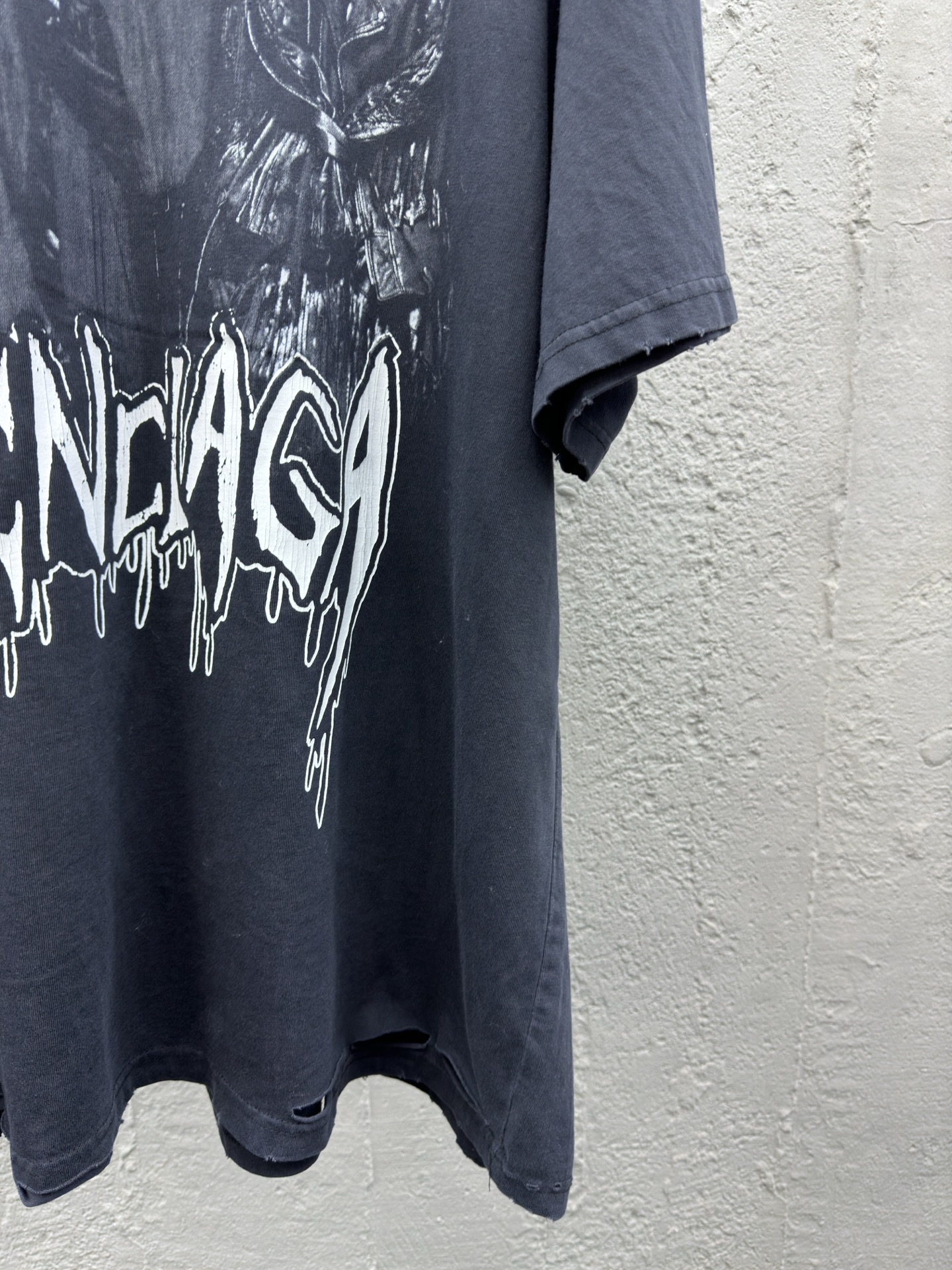 Balenciaga Band Portrait Graphic T-Shirt - Clothes 7