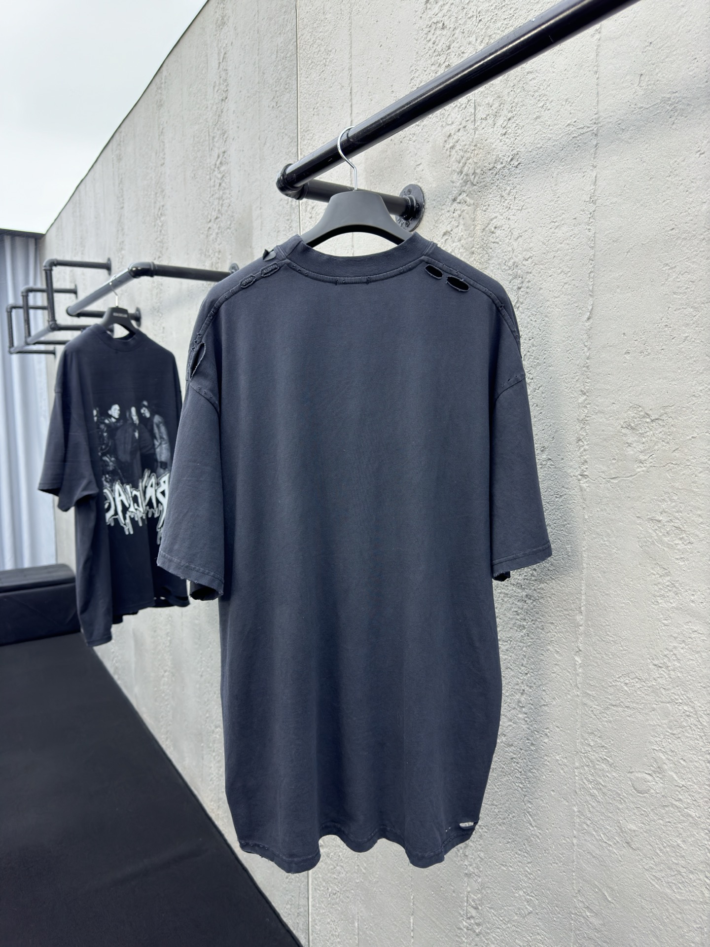 Balenciaga Band Portrait Graphic T-Shirt - Clothes 2