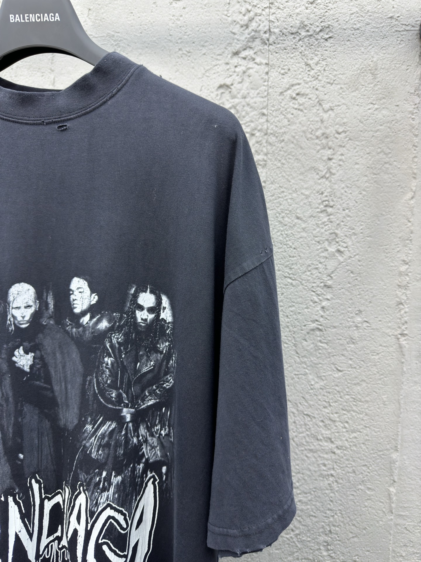 Balenciaga Band Portrait Graphic T-Shirt - Clothes 5